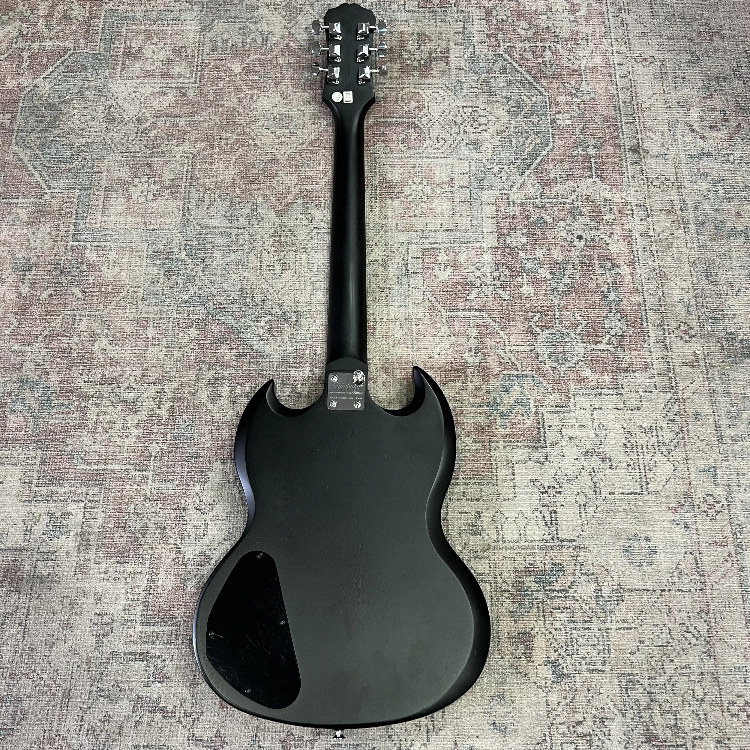Epiphone-SG-Electric-Guitar-Ebony-08.jpeg