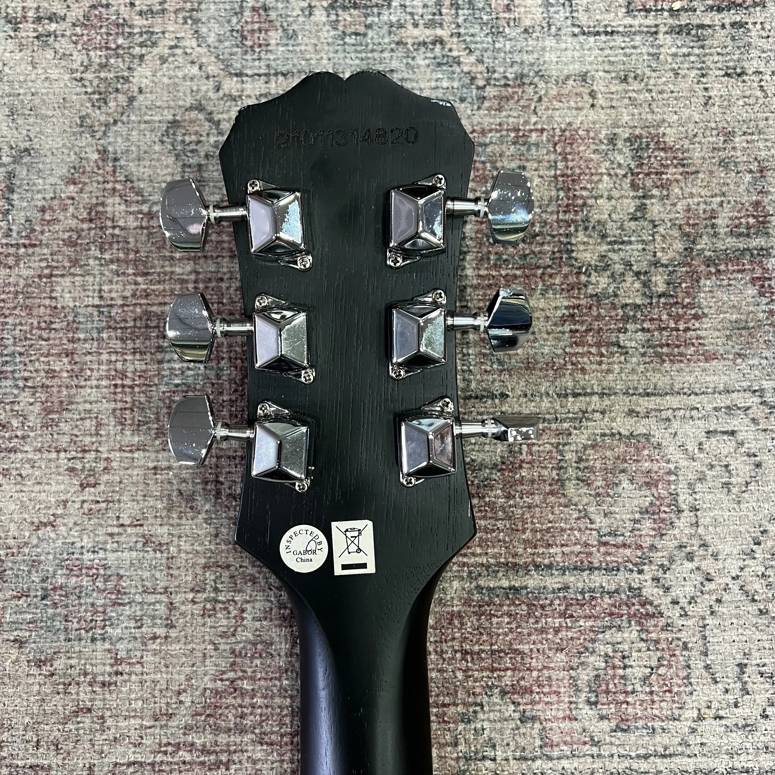 Epiphone-SG-Electric-Guitar-Ebony-010.jpeg