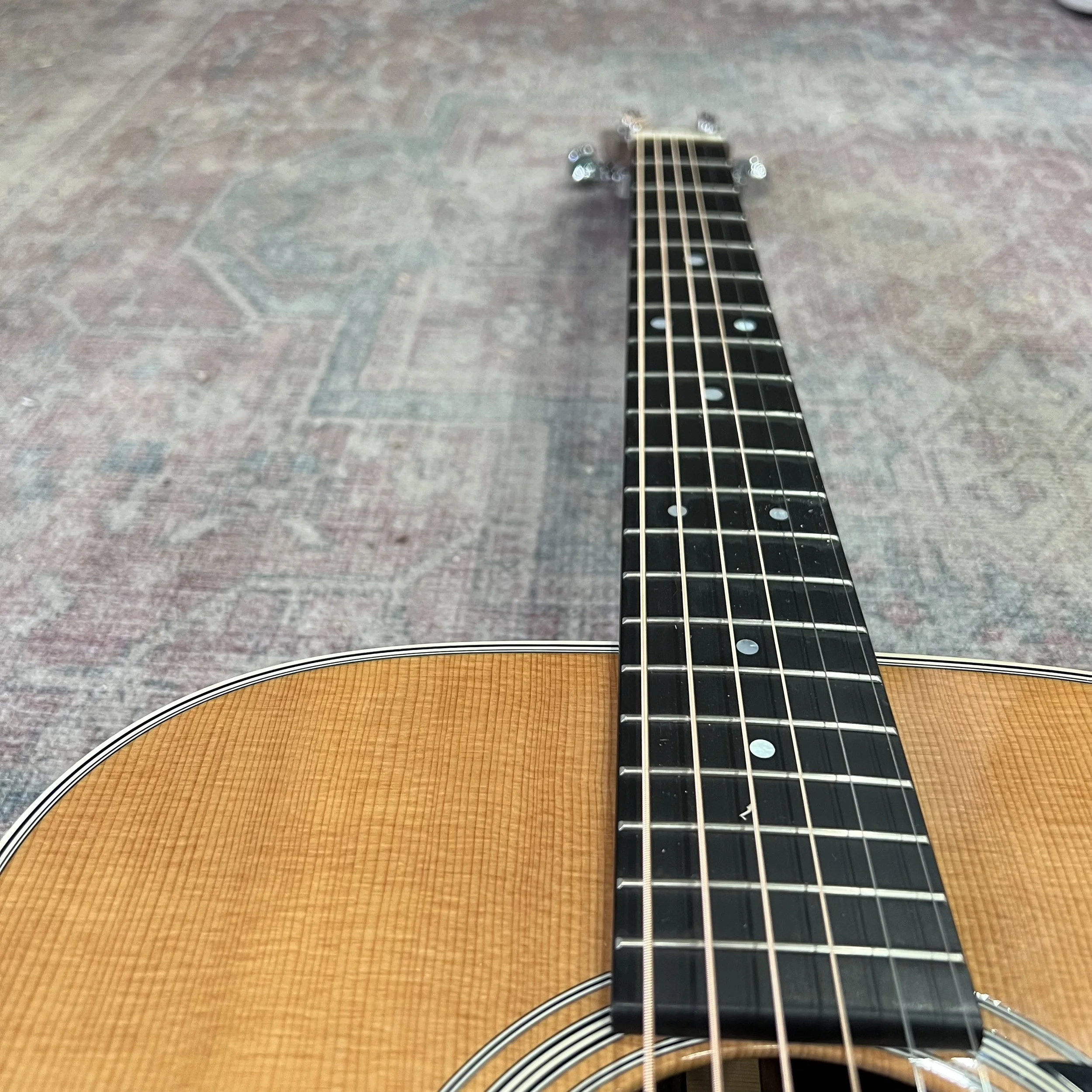 Martin&Co-00028-acoustic-natural-05.jpeg
