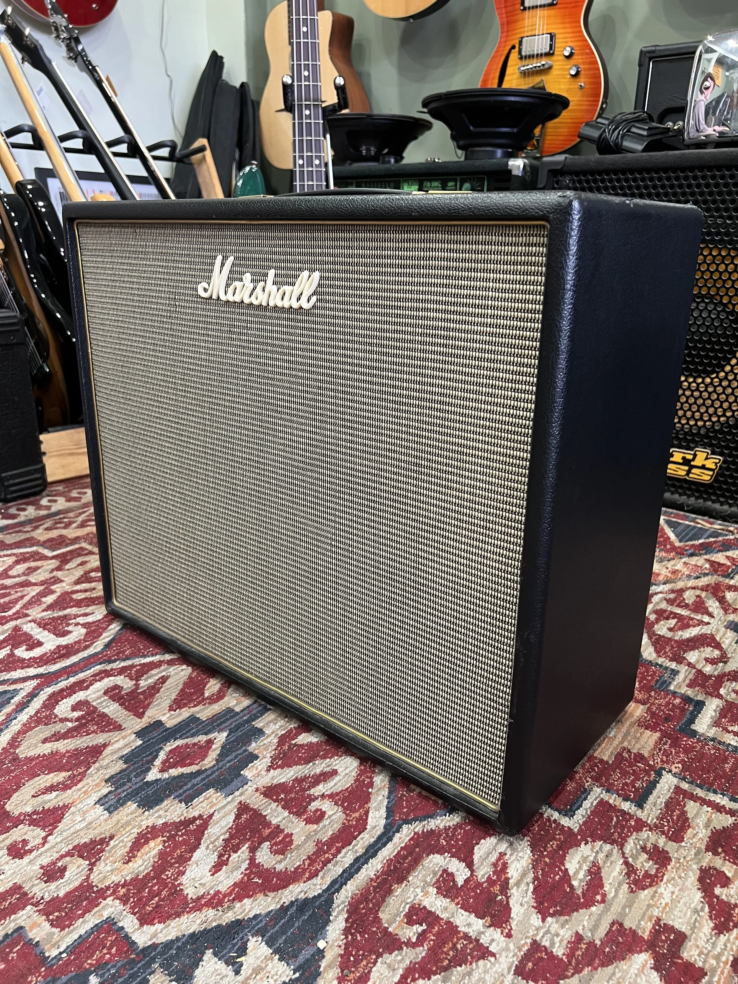 Marshall-Original-50-combo-guitar-amp-01.jpeg