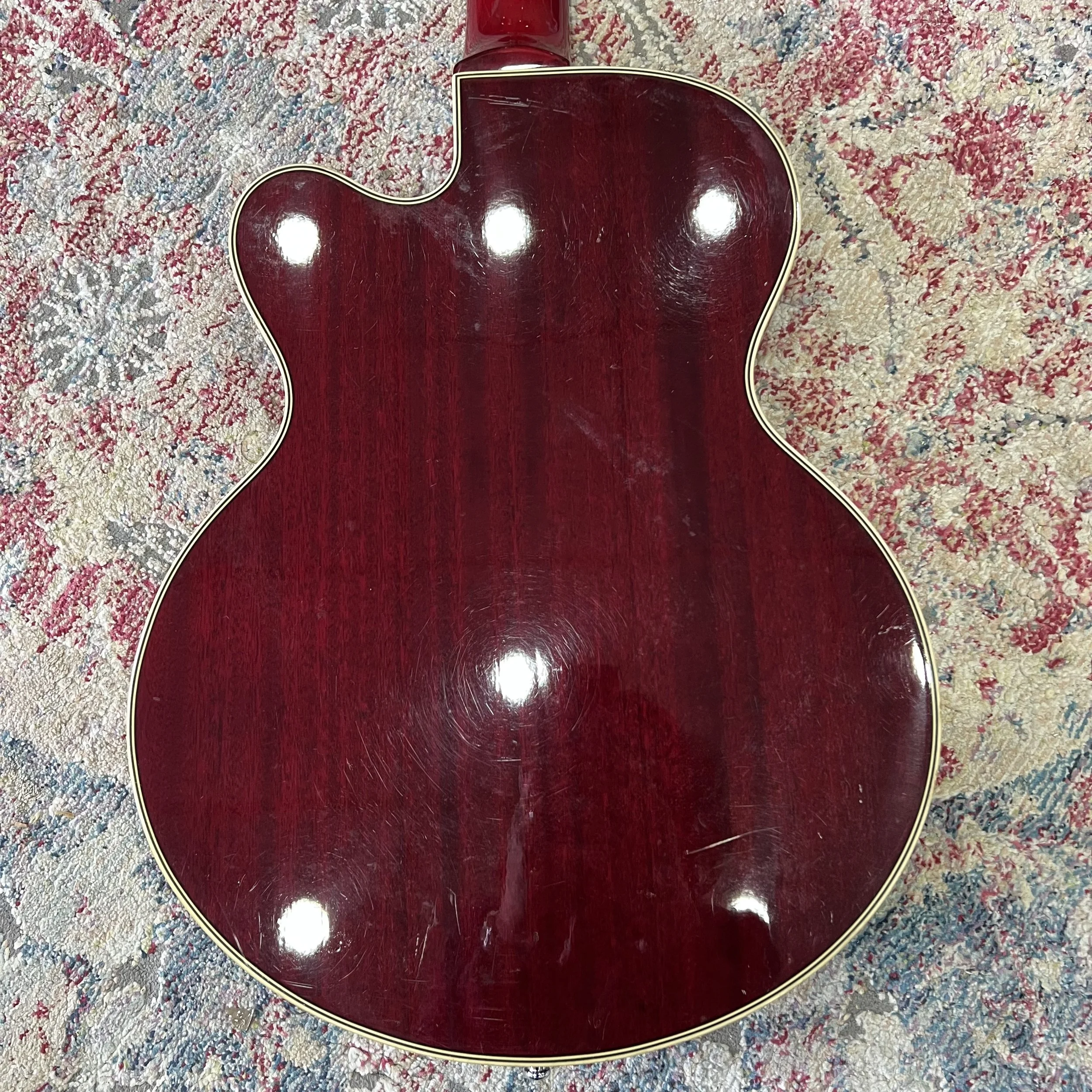 EpiphoneAllenWoodyWildKatWineRed_08.jpeg
