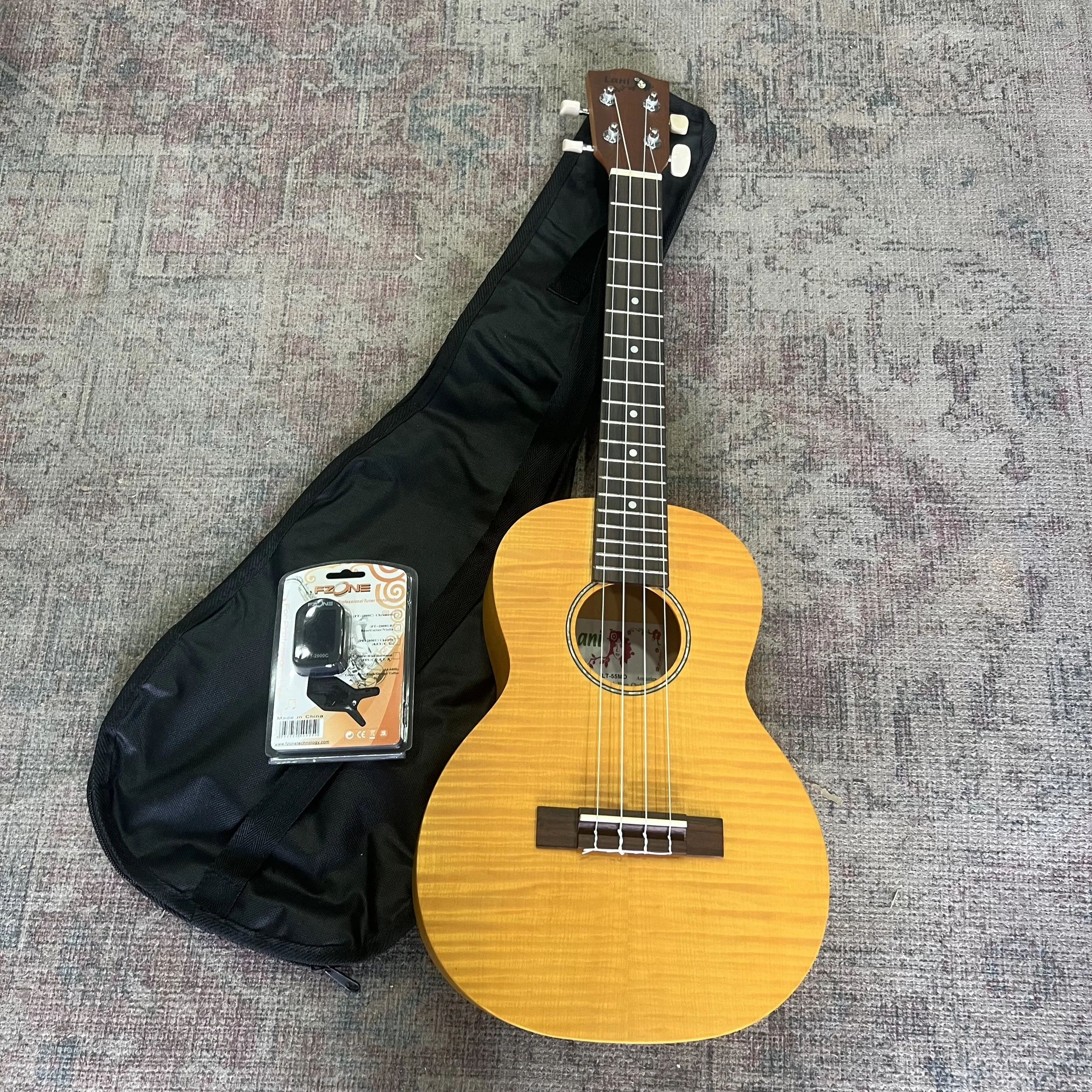 Lani-tenor-ukulele-LT55MO-soft-black-case-09.jpeg