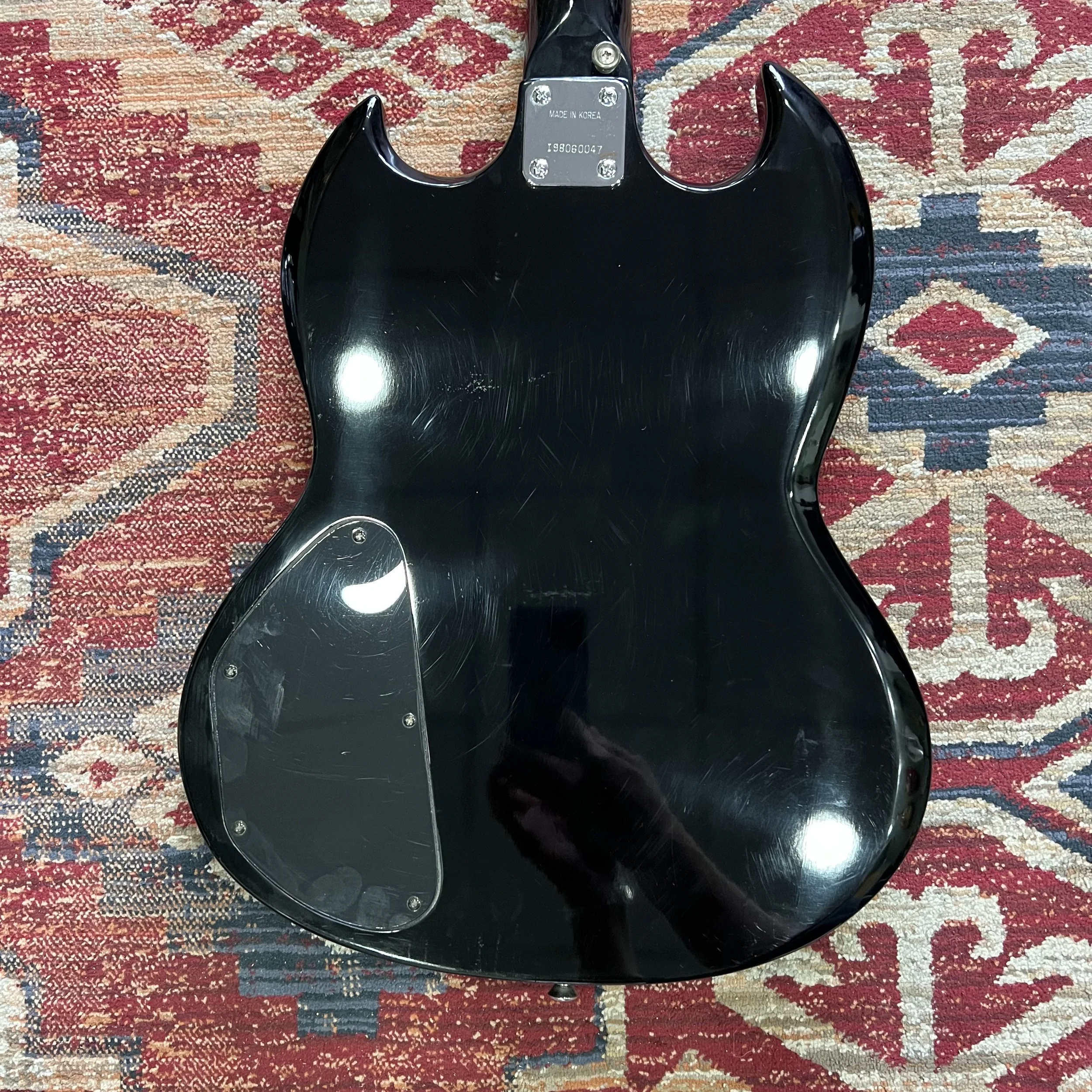 Epiphone-Gibson-SG-Ebony-08.jpeg