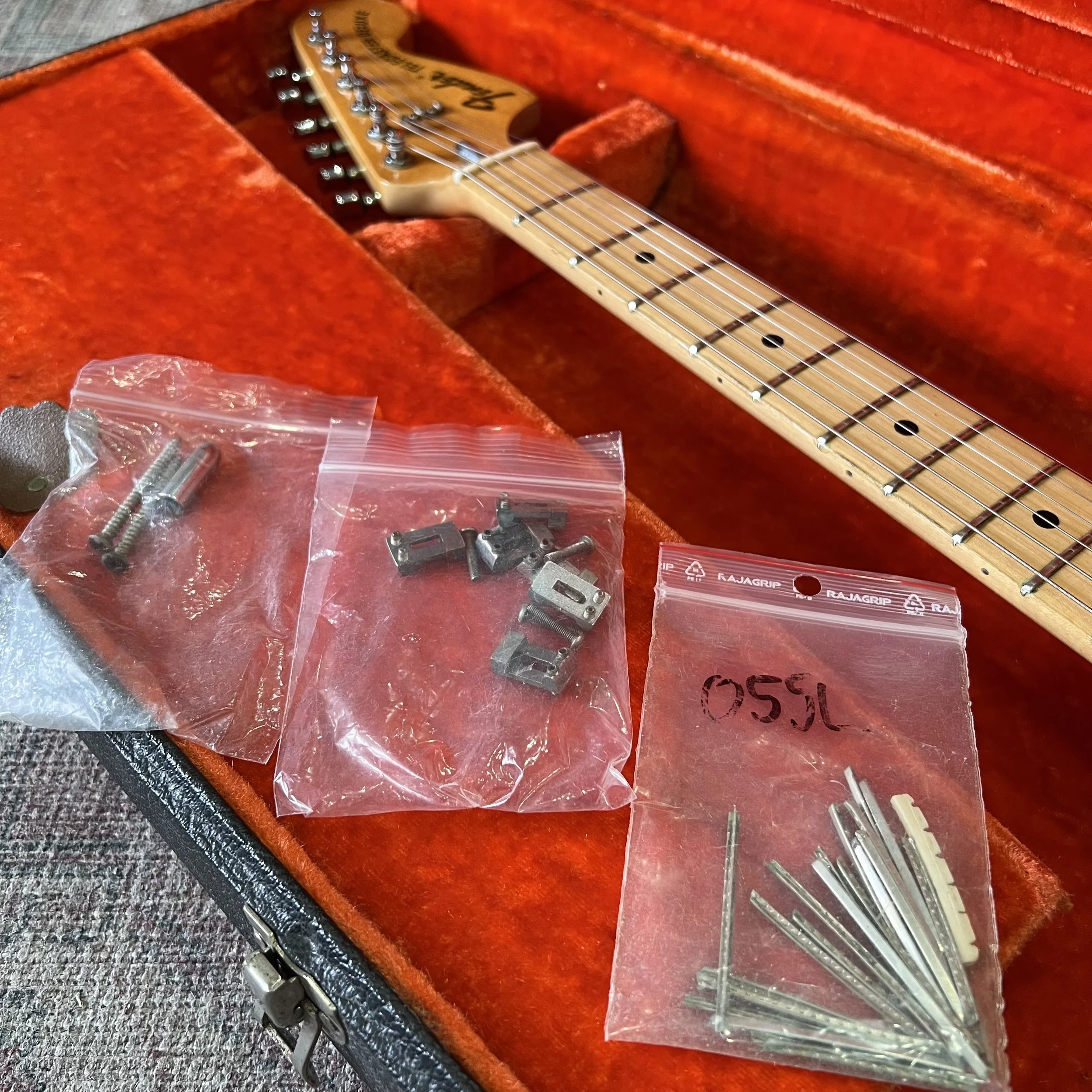 Fender-Telecaster-Deluxe-Metallic-green-Electric-Guitar-023.jpeg
