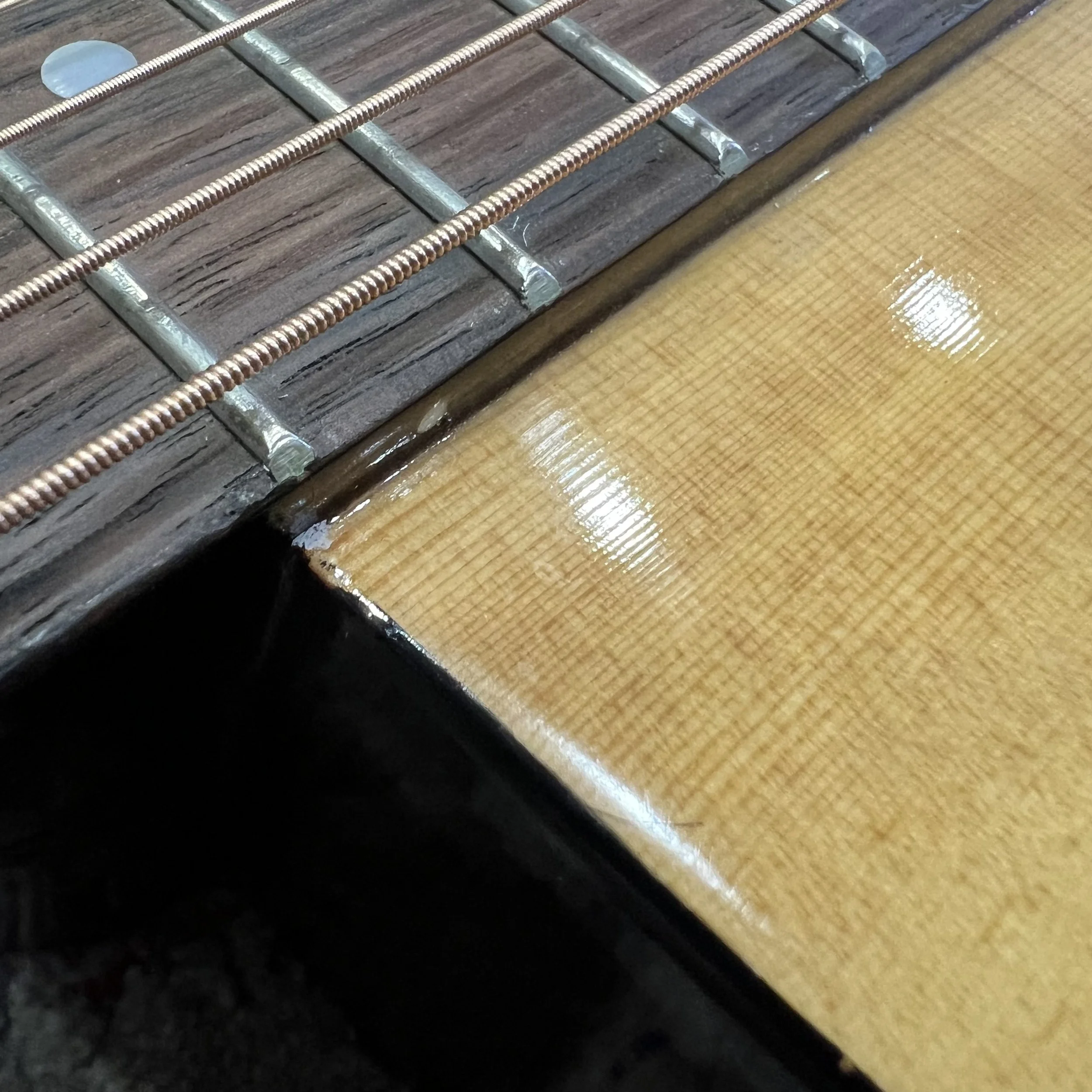 Yamaha-F310-acoustic-natural-gloss-013.jpeg