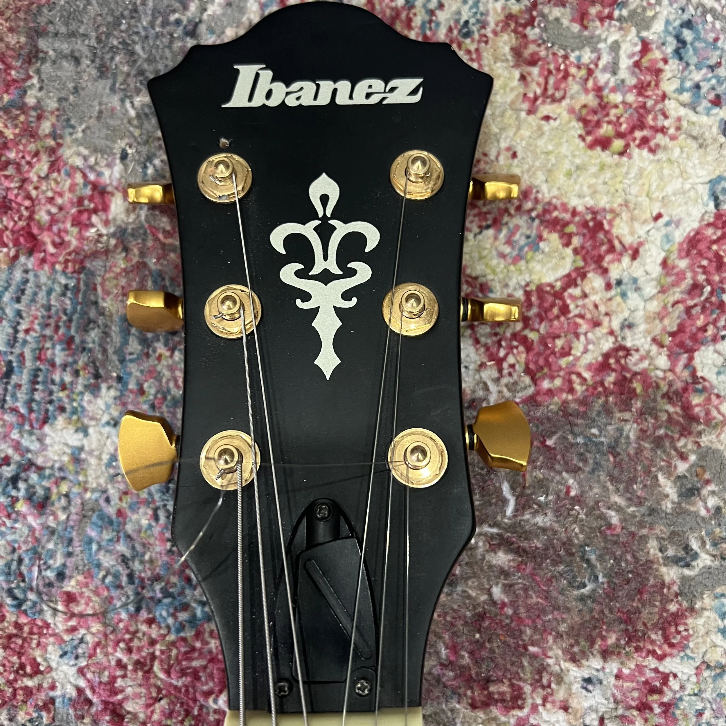 Ibanez-Artcore-AS53-TKF-5R-03-Walnut-Guitar-08.jpeg