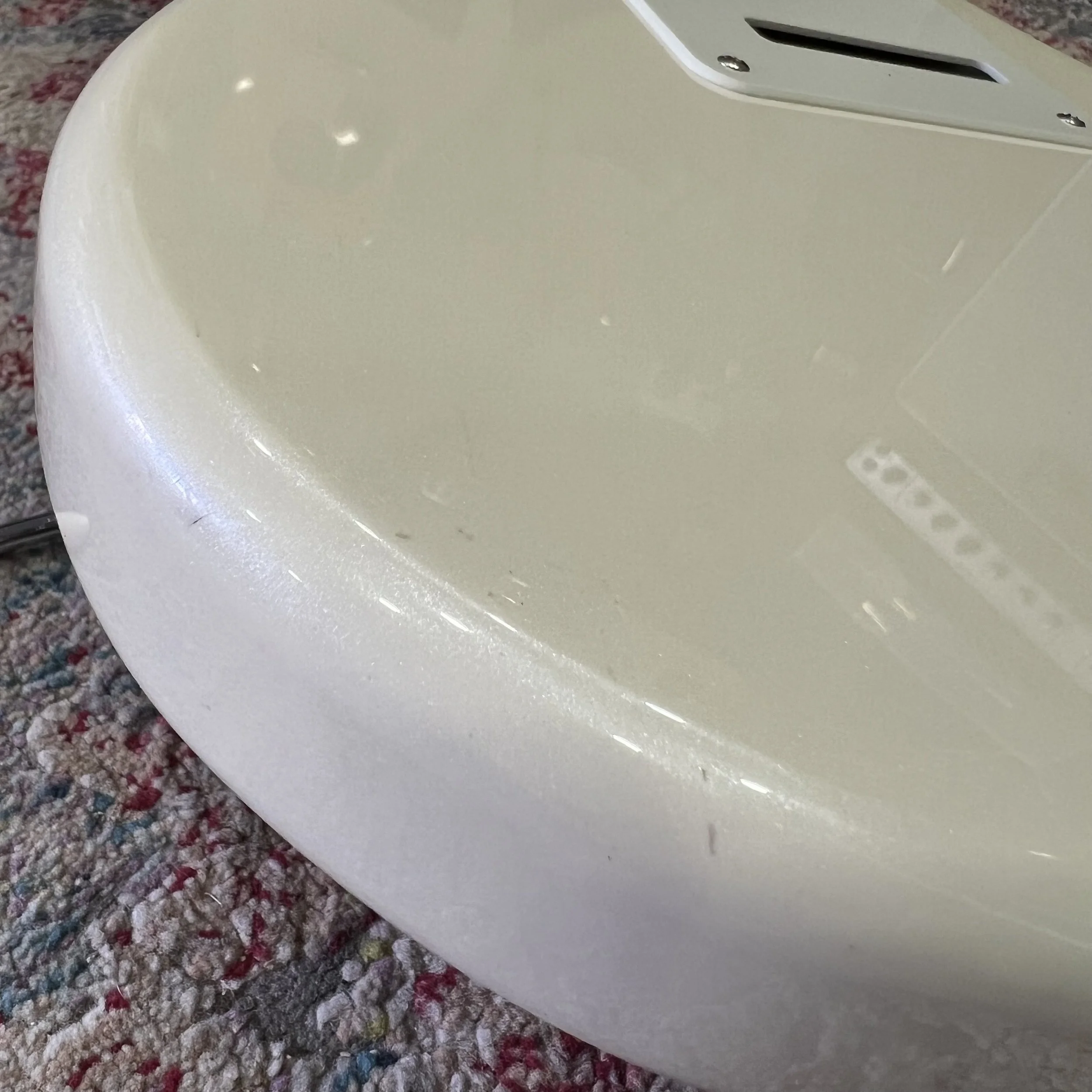 Squier-Paranormal-Cyclone-Guitar-Pearl-White-010.jpeg