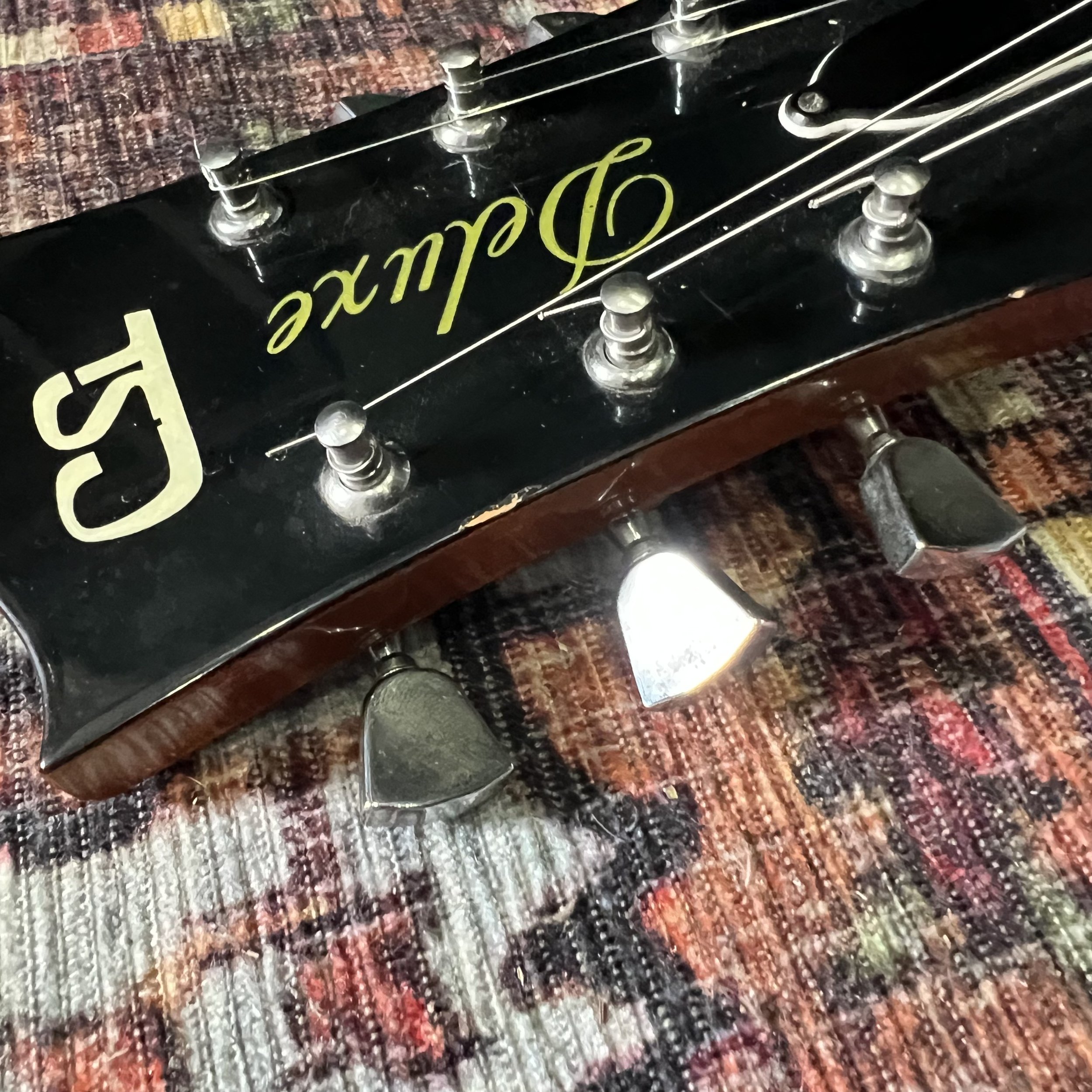 CSL-Deluxe-Goldtop-Guitar-012.jpeg
