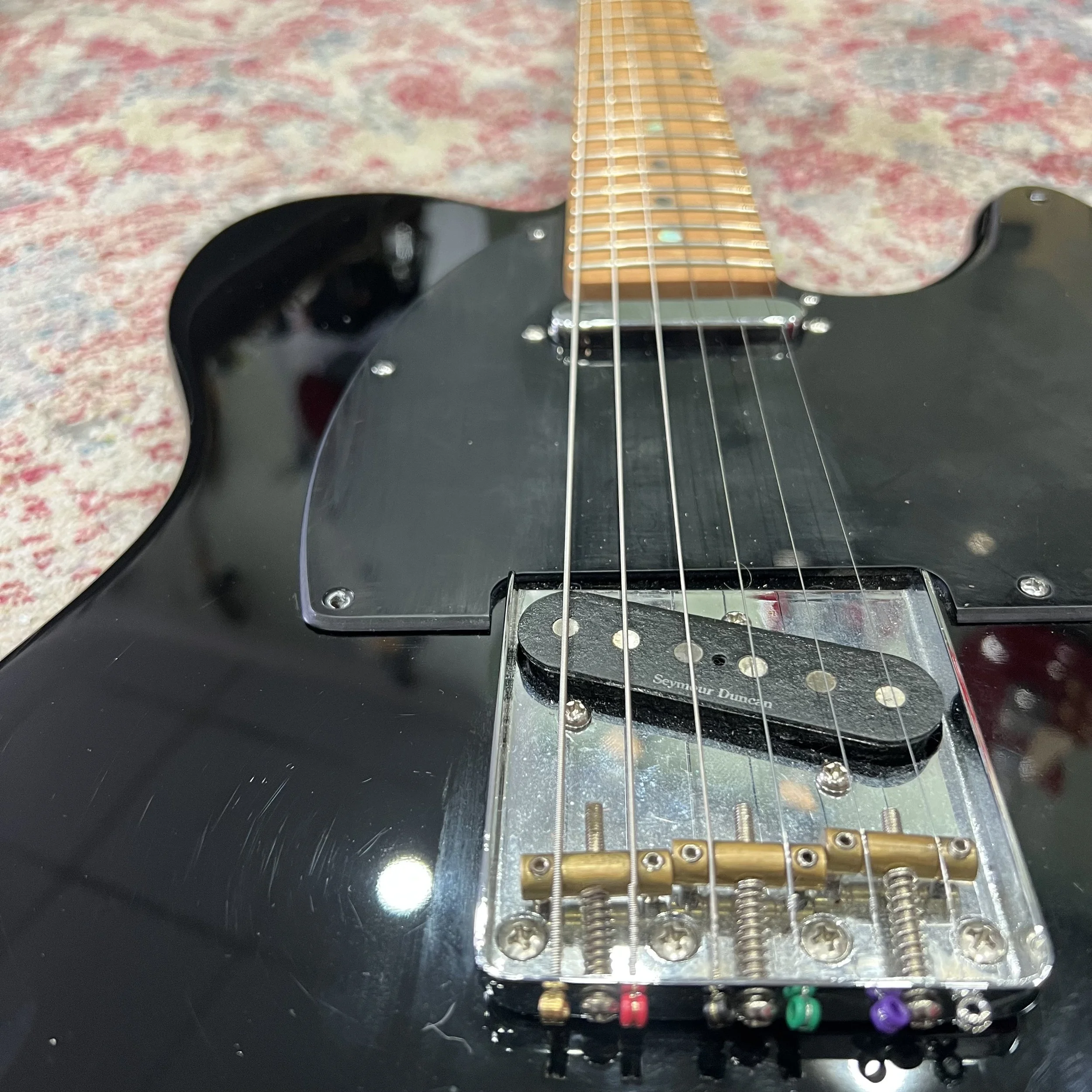 FenderTelecasterblack_04.jpeg