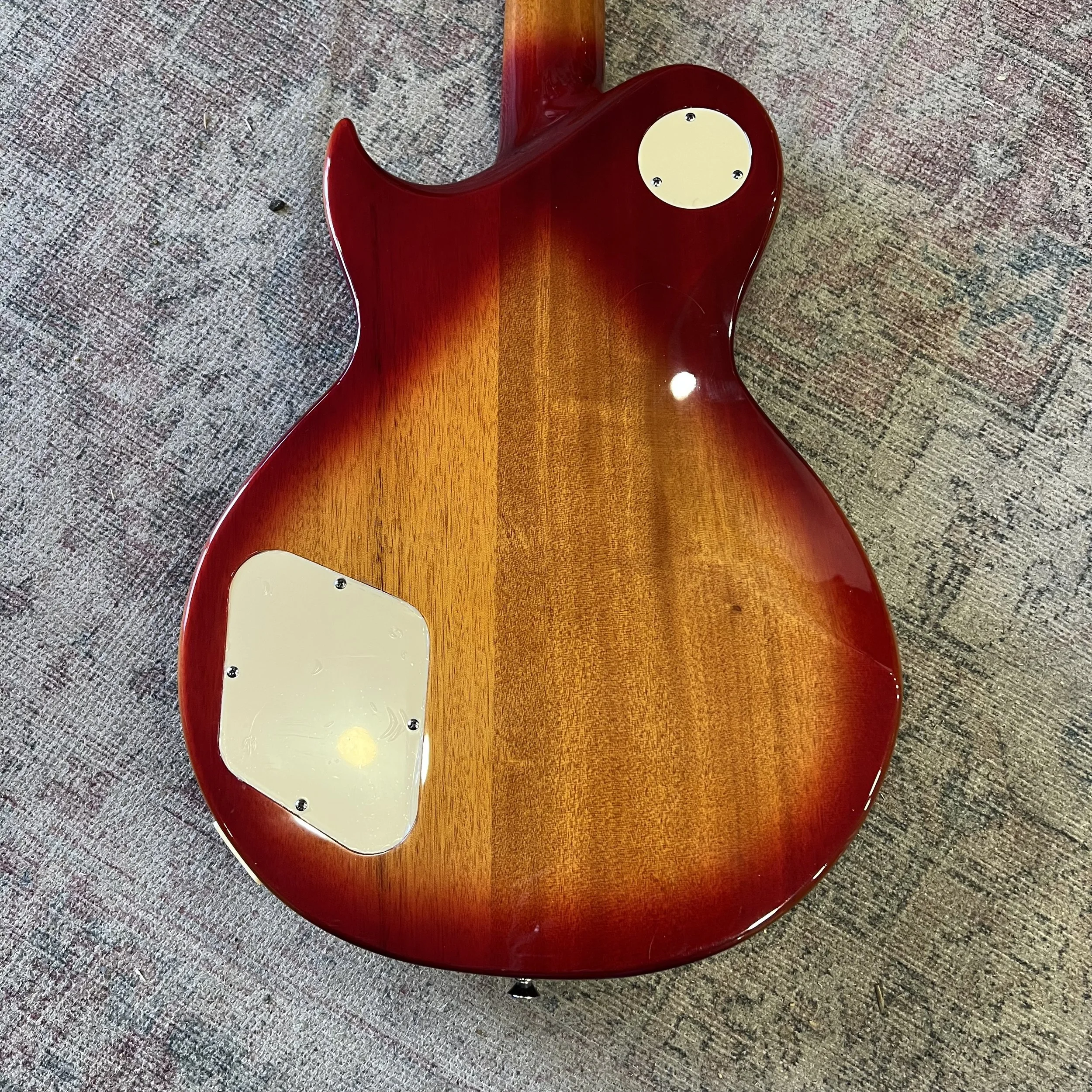 AriaProII-CherrySunburst-electric-guitar-09.jpeg