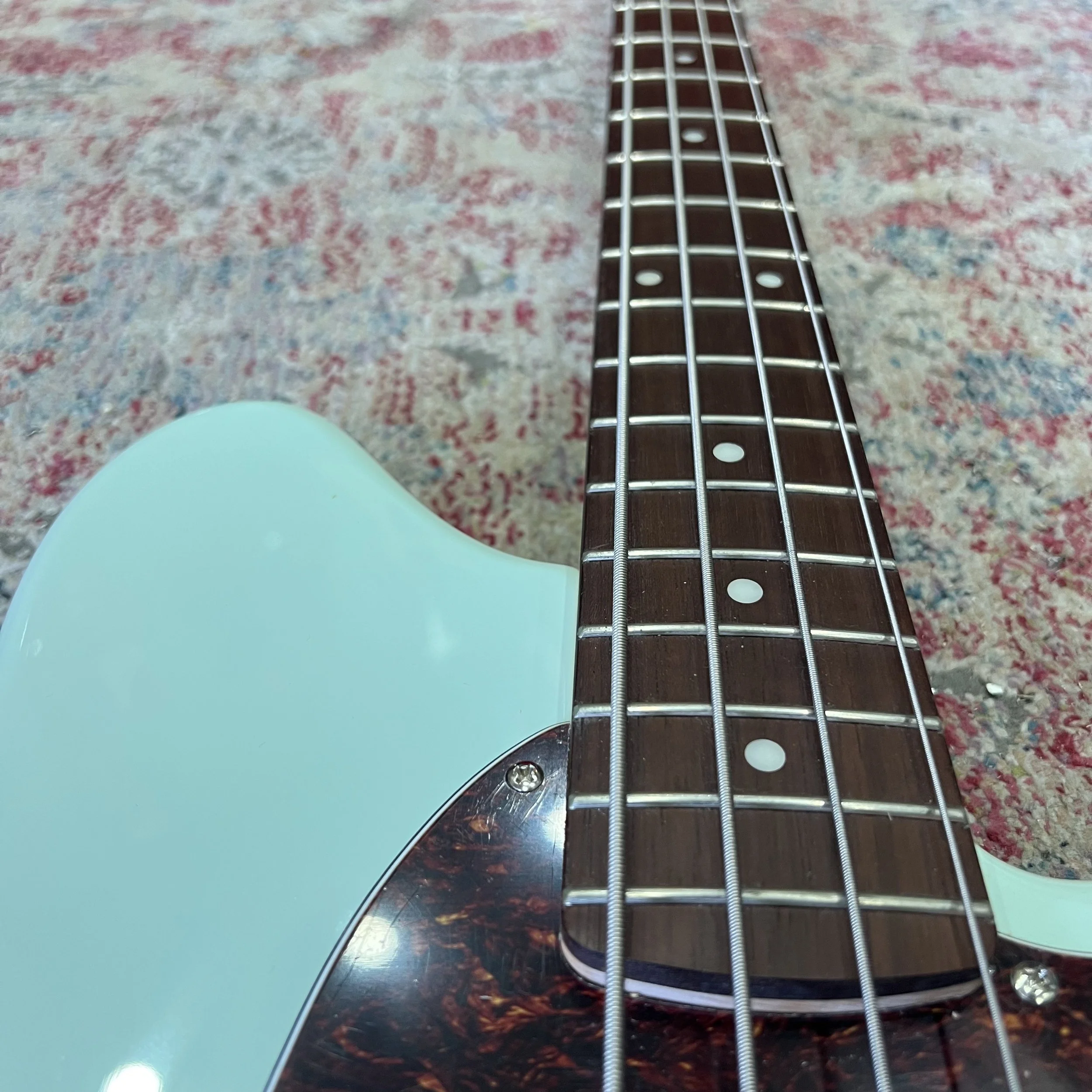 Ibanez-Talma-Bass-Guitar-TMB100-MintGreen-05.jpeg