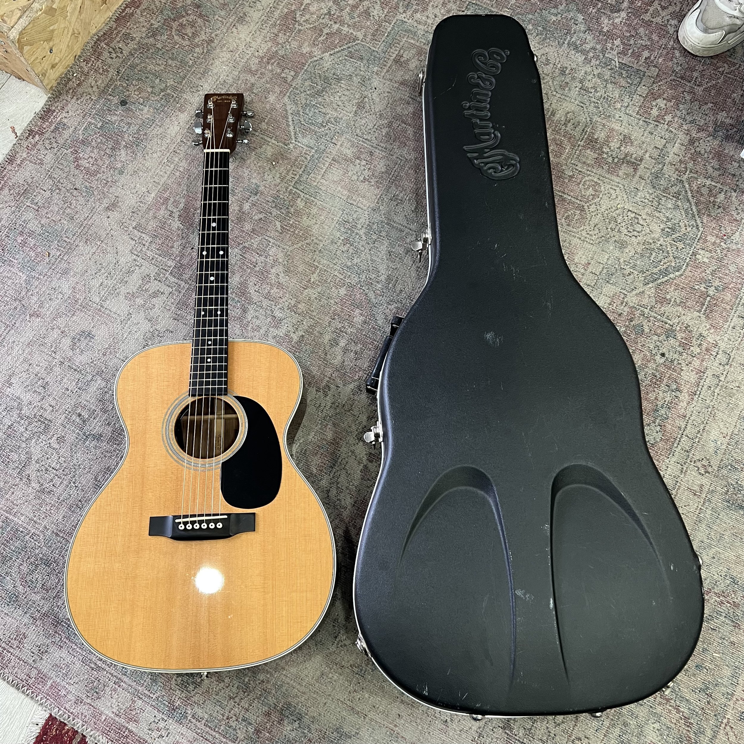 Martin&Co-00028-acoustic-natural-013.jpeg