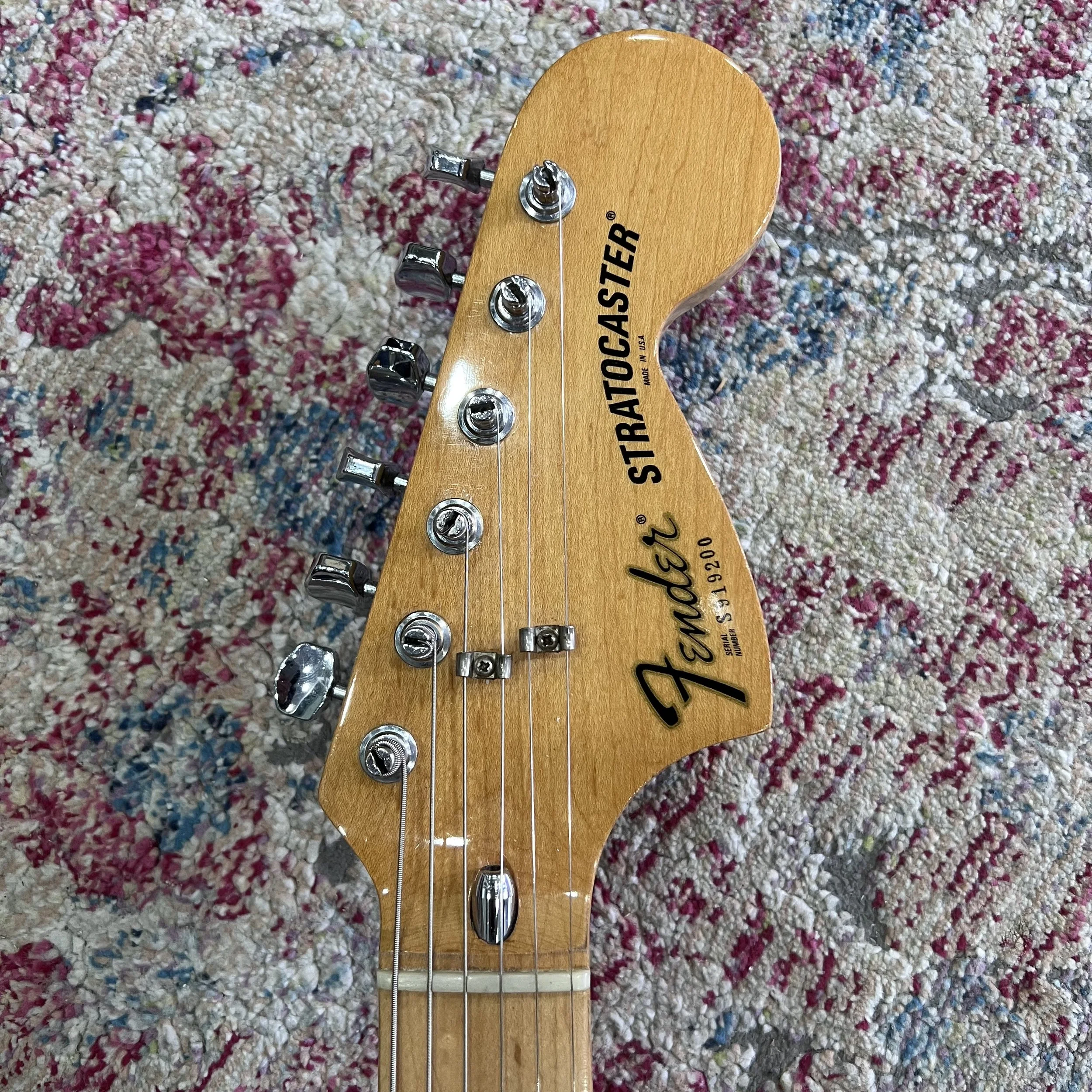 Fender70sStratocasterNatural_07.jpeg