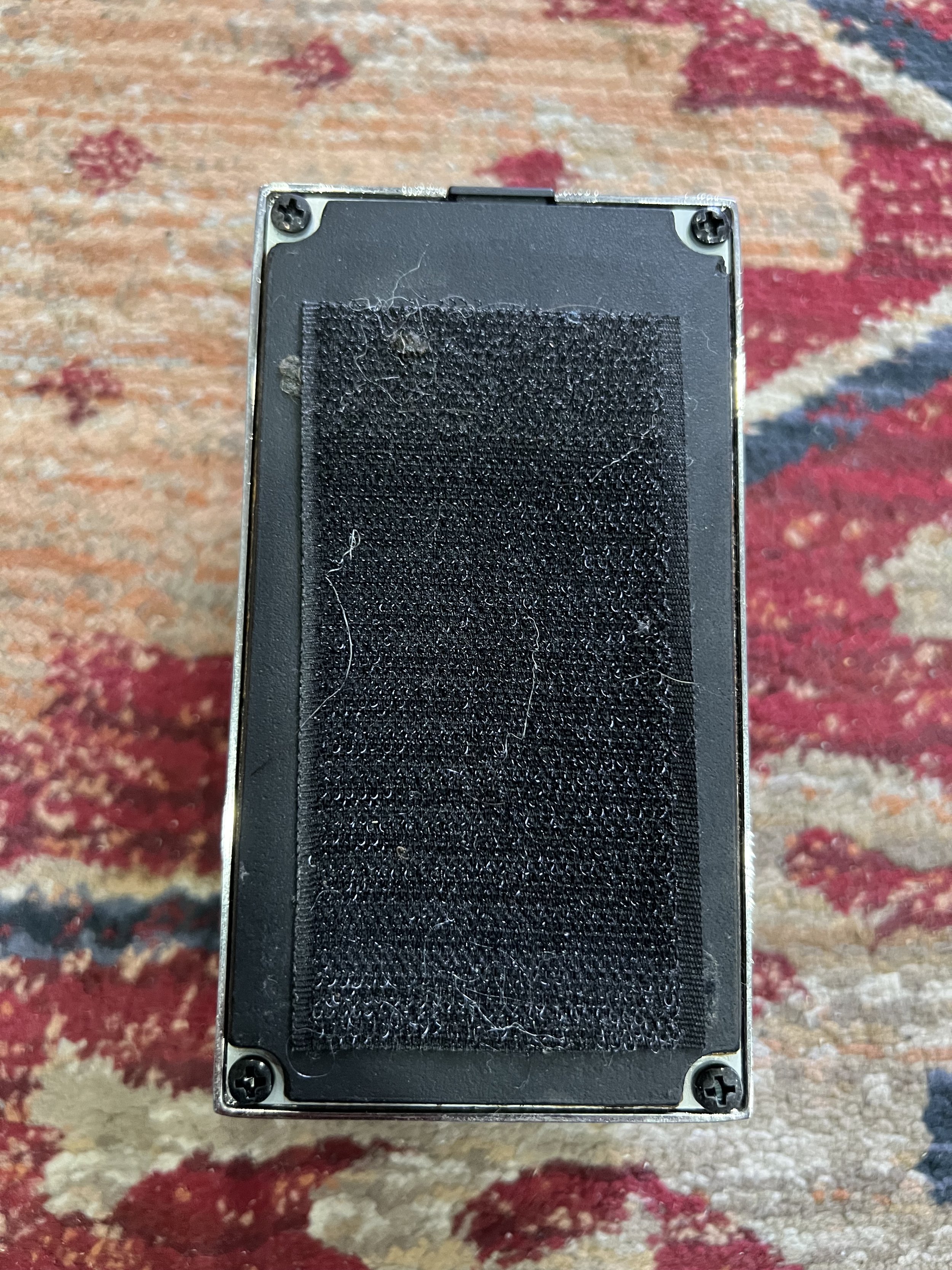 ISP-DecimatorII-noise-reduction-guitar-pedal-chrome-05.jpeg