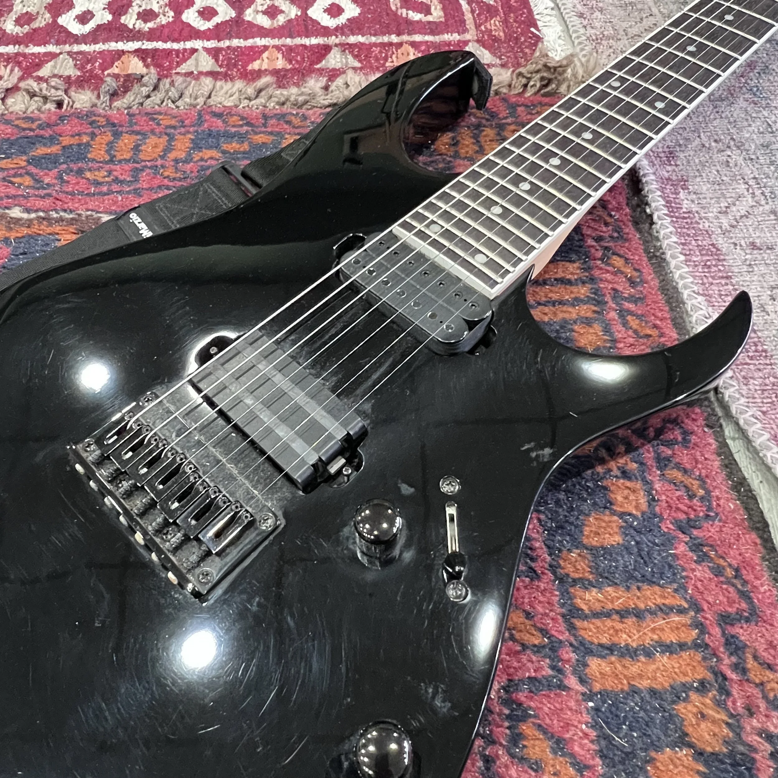 IbanezRG7321_03.jpeg