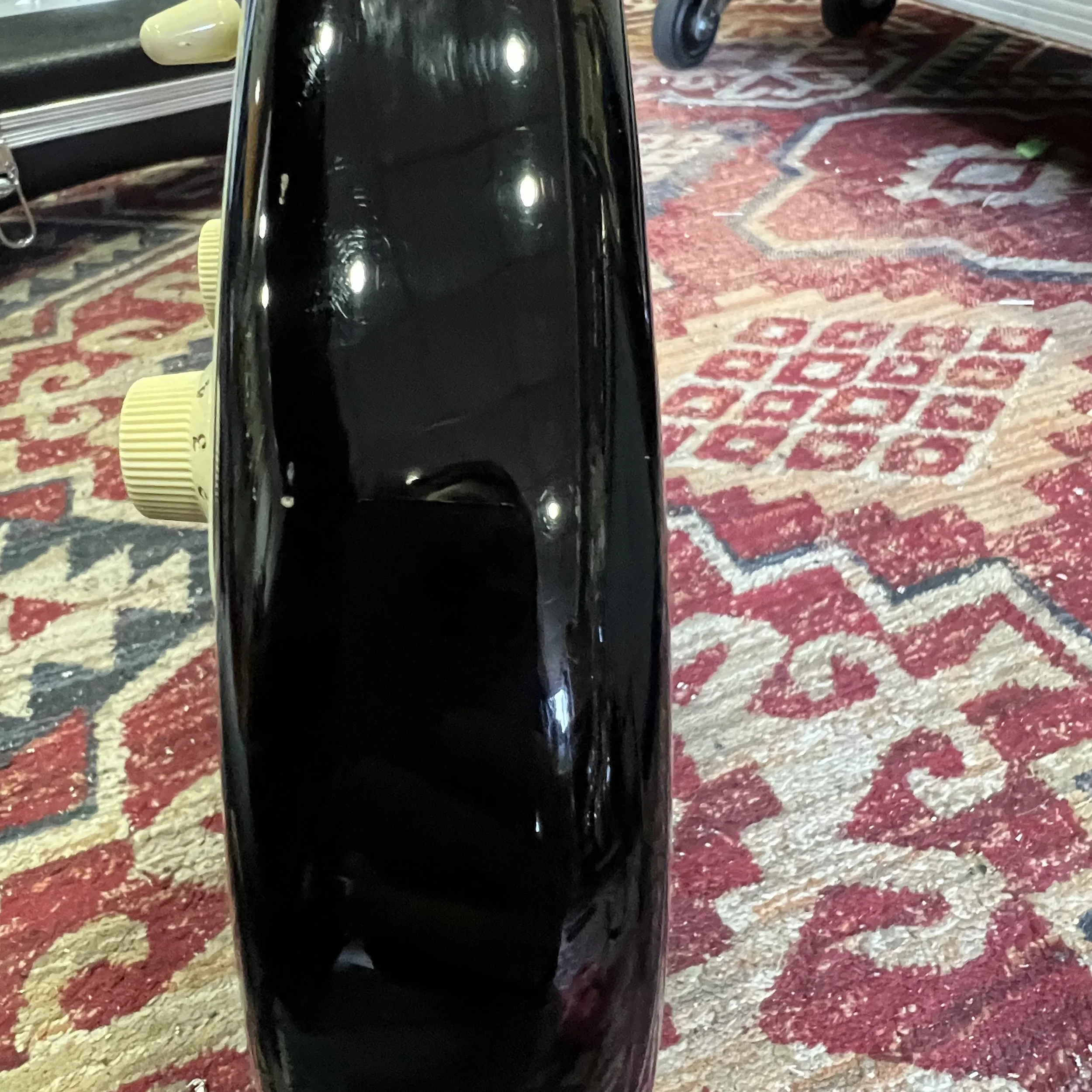 Fender-AmPro-Stratocaster-Electric-Guitar-Black-010.jpeg