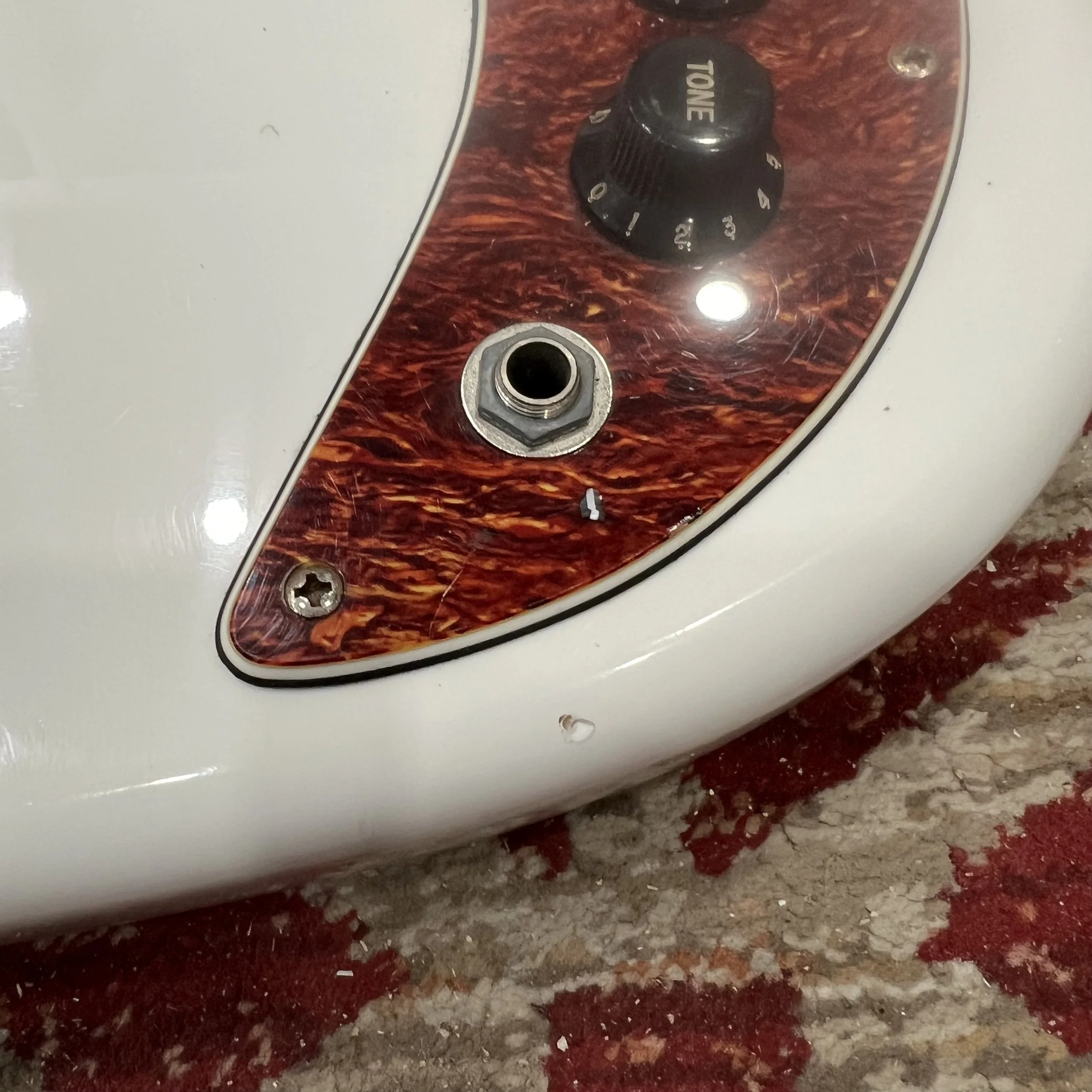 BurnsMarquee-Electric-Guitar-VintageWhite-017.jpeg