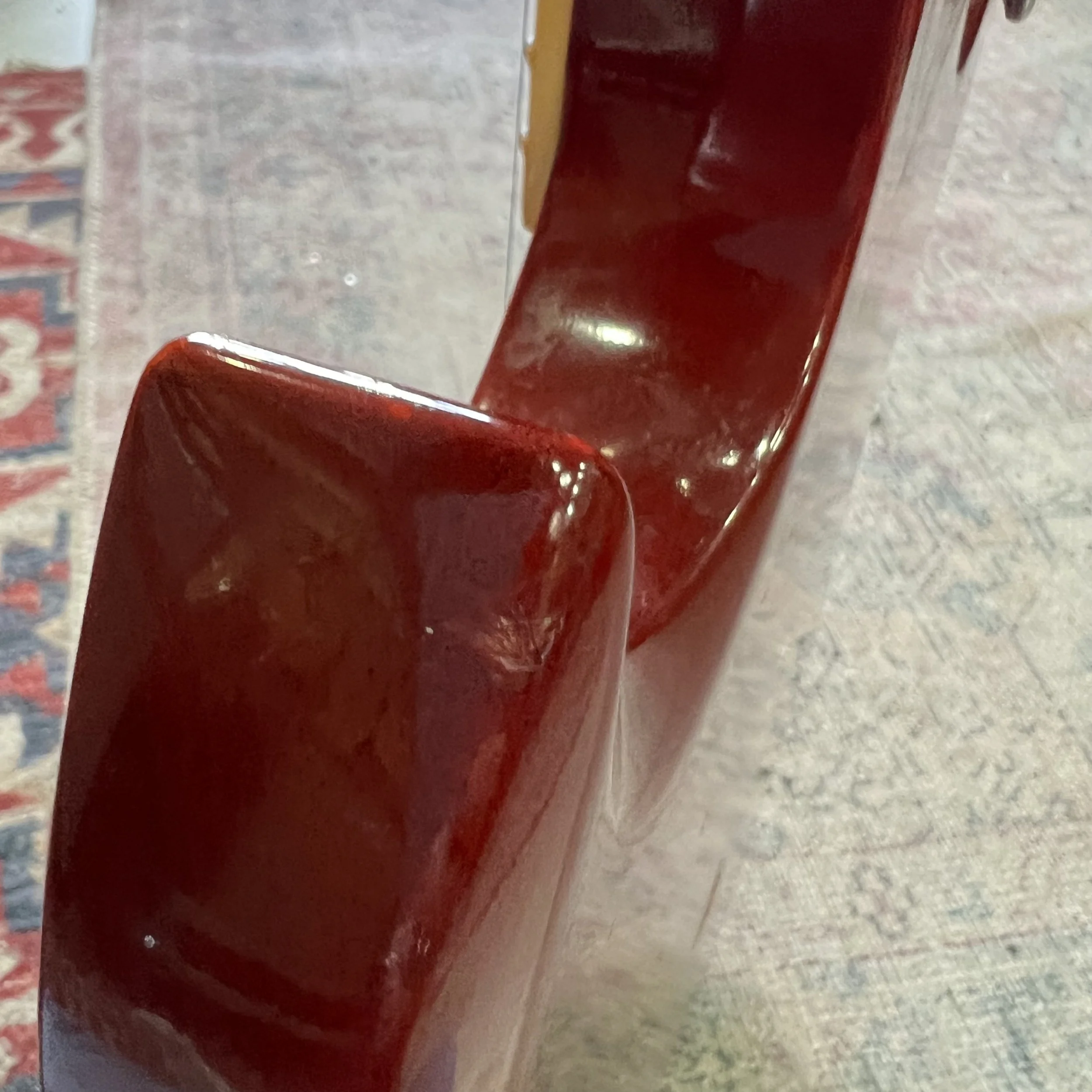 Gibson-SG-Standard-electric-Guitar-HeritageCherry-015.jpeg