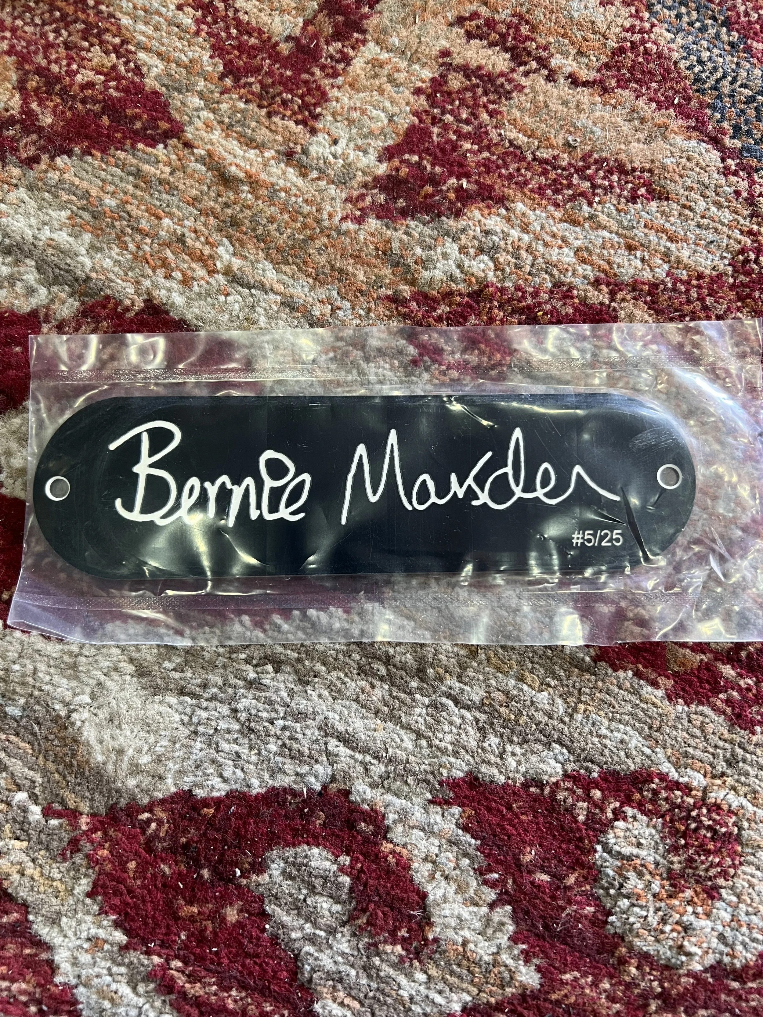 PRS-SE-BernieMarsden-Limited-Edition-VintageSunburst011.jpeg