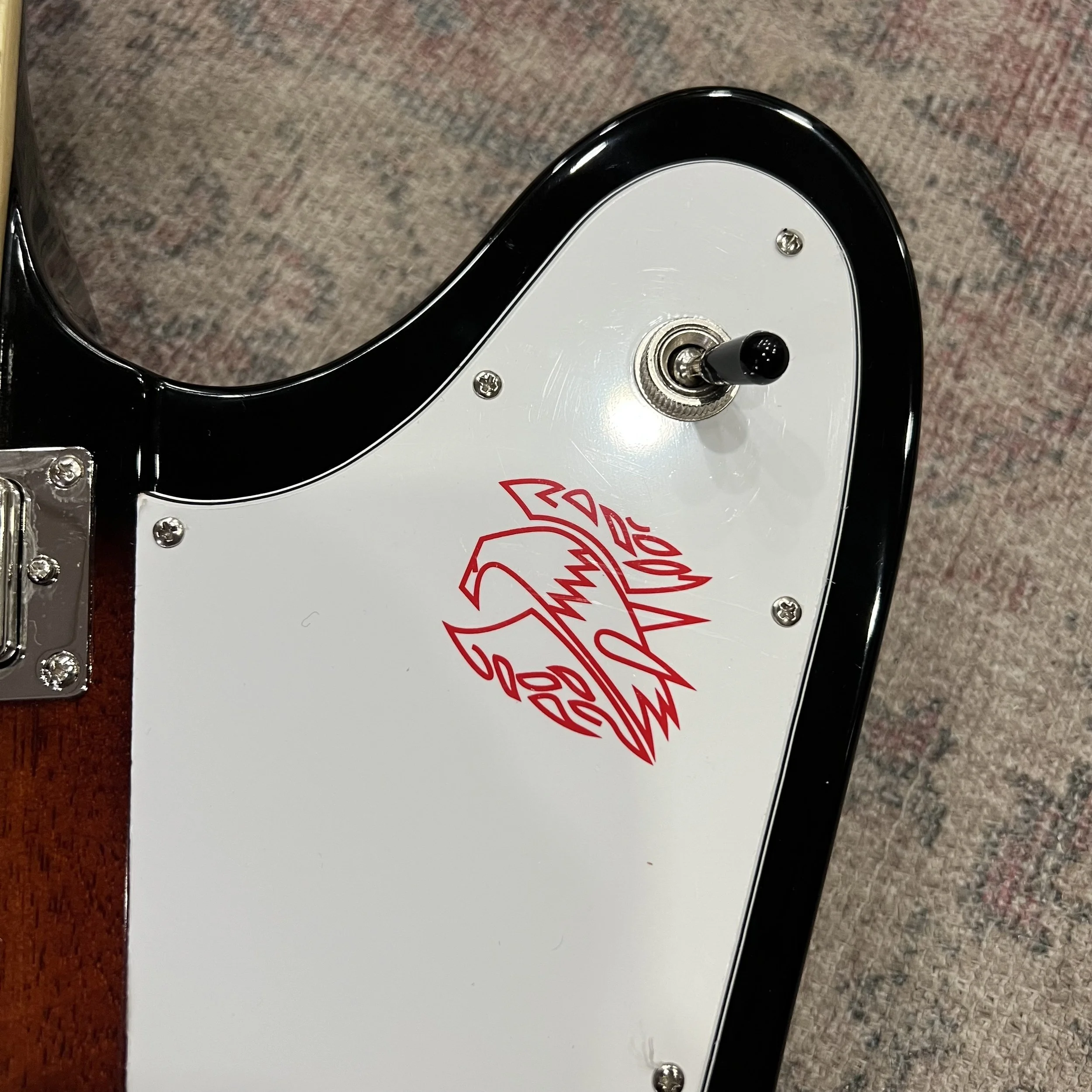 Epiphone-Firebird-Vintage-Sunburst-05.jpeg
