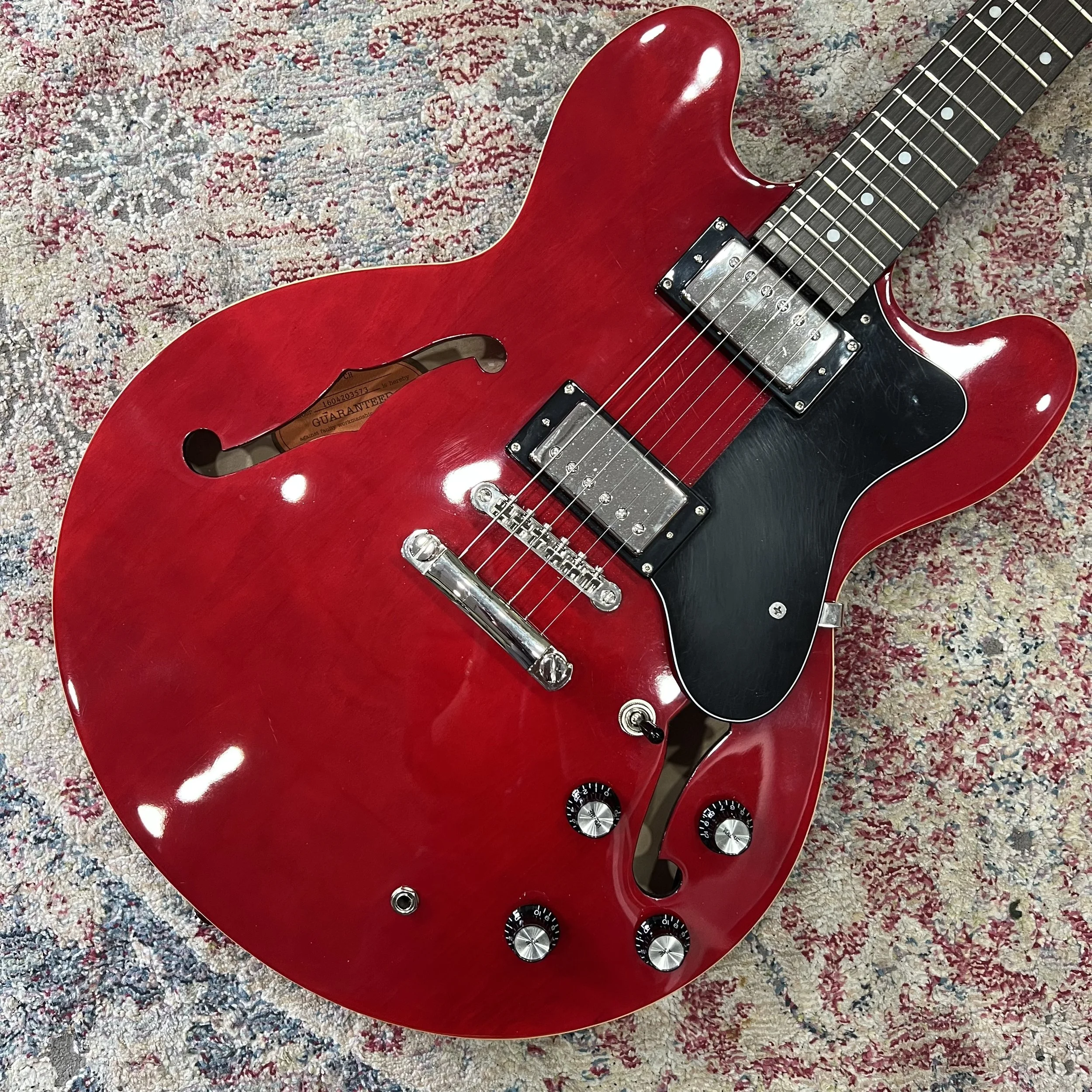 EpiphoneDotCherry_02.jpeg