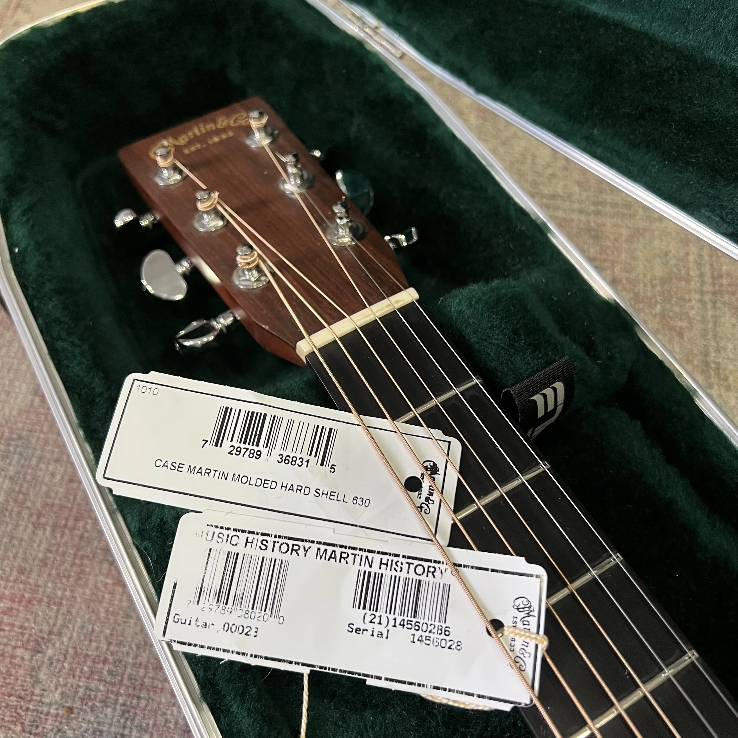 Martin&Co-00028-acoustic-natural-015.jpeg
