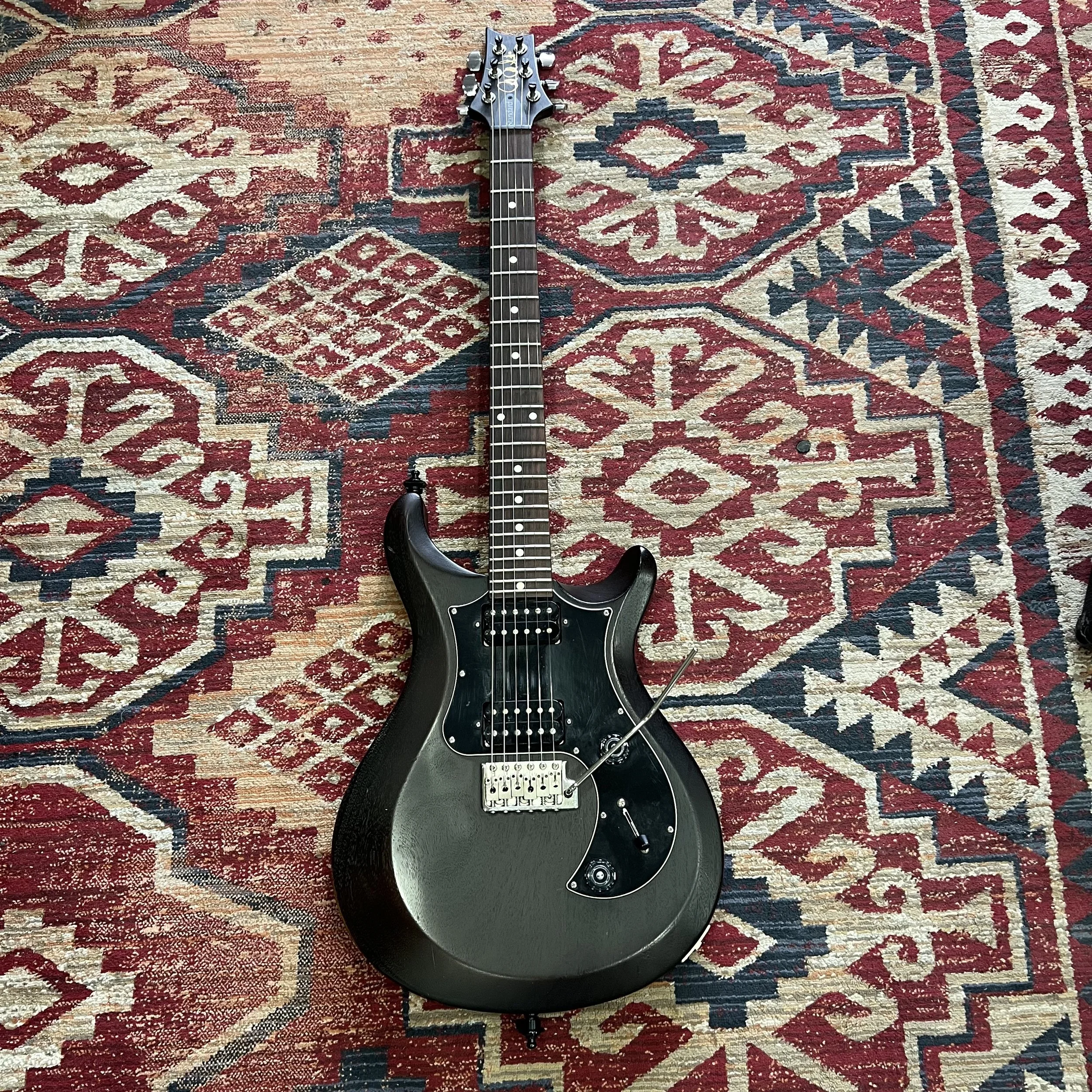 PRS-S2-Standard-Black-01.jpeg