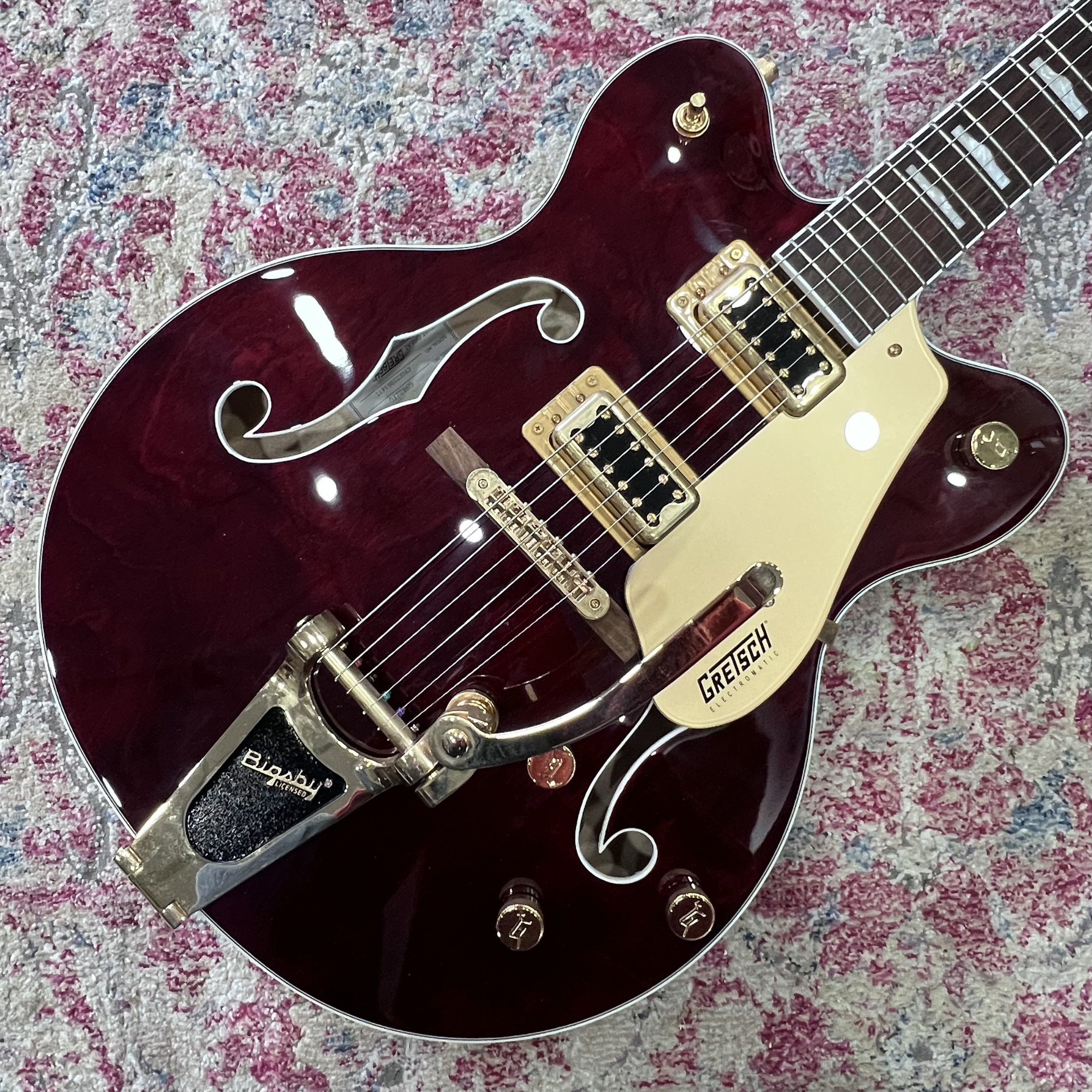 GretschElectromatic G5422TGWalnut_03.jpeg