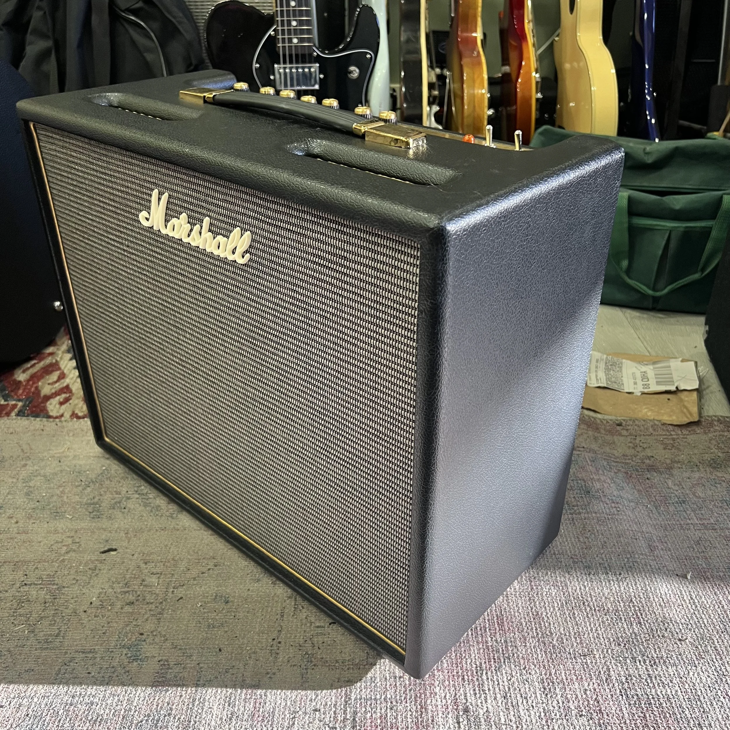MARSHALL-Origin20-Guitar-Amp-02.jpeg