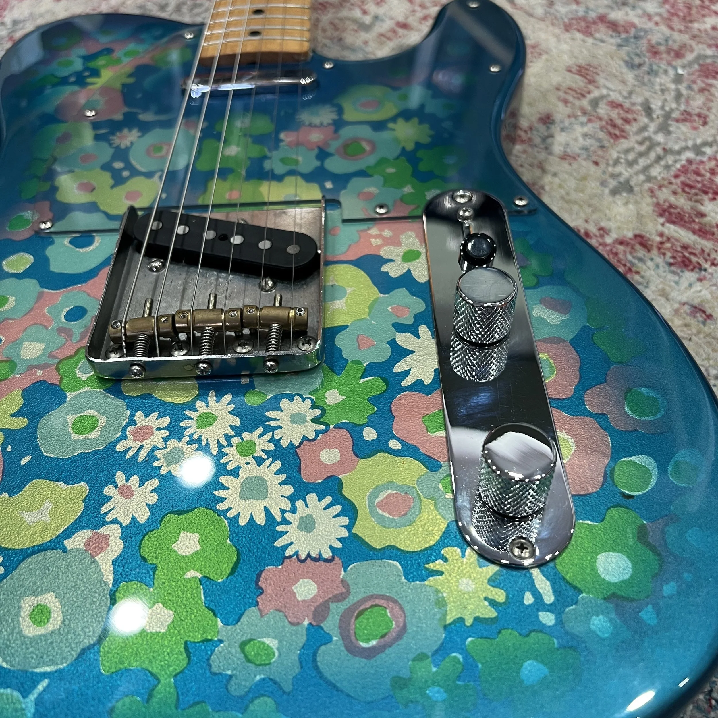 Fender-Bluefloer-Telecaster-Guitar-CIJ-04.jpeg