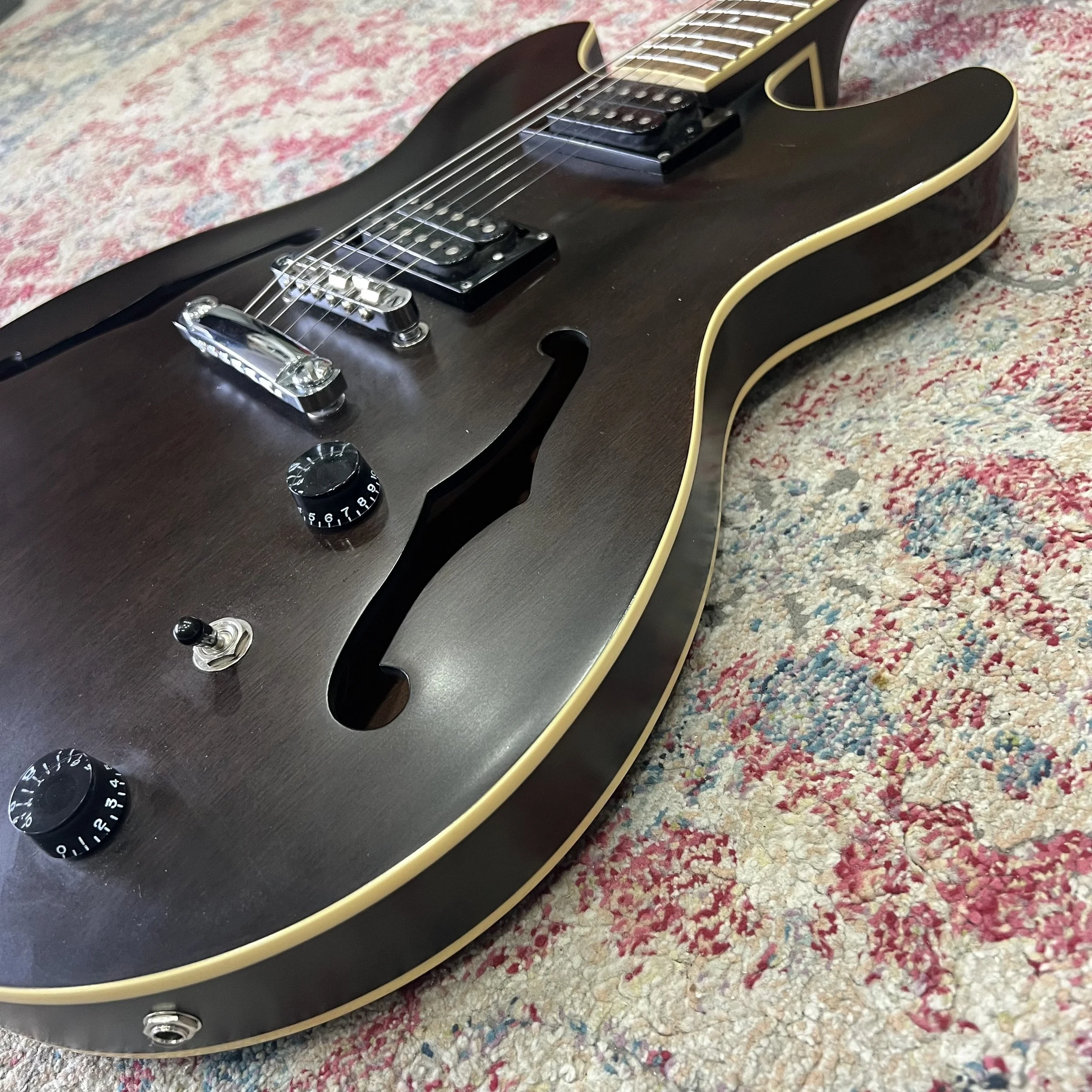 Ibanez-Artcore-AS53-TKF-5R-03-Walnut-Guitar-03.jpeg
