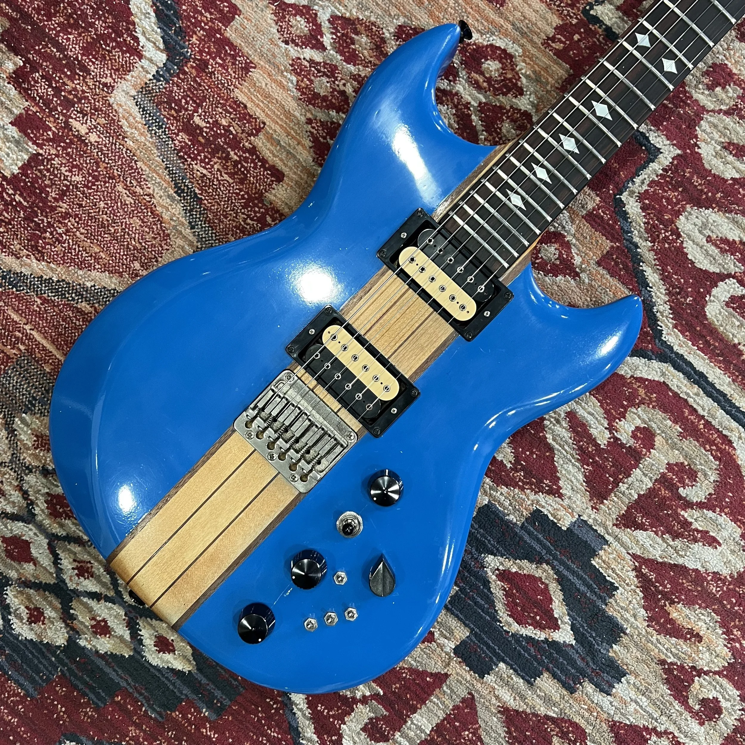 Aria-pro2-TS600-Blue-02.jpeg