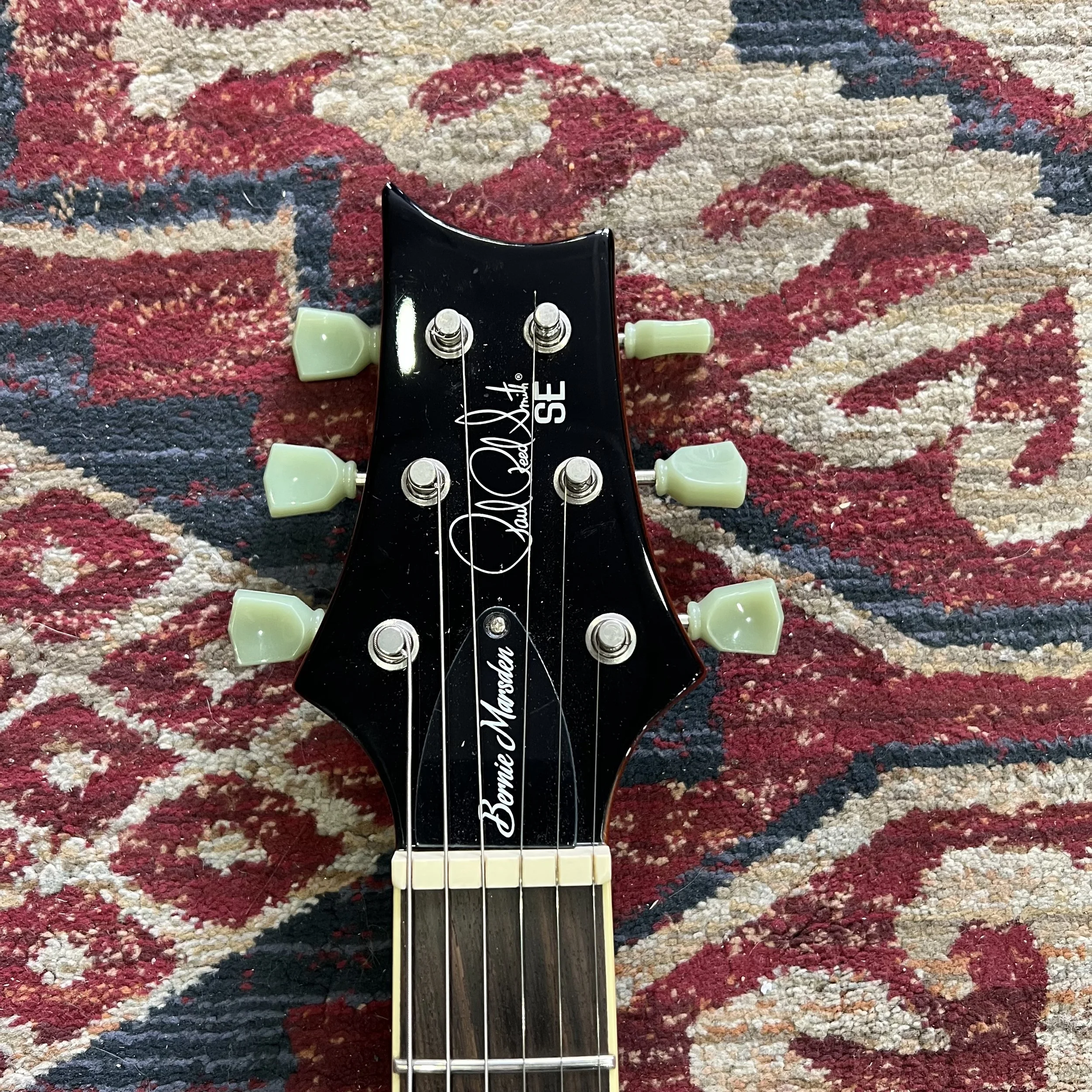 PRS-SE-BernieMarsden-Limited-Edition-VintageSunburst07.jpeg