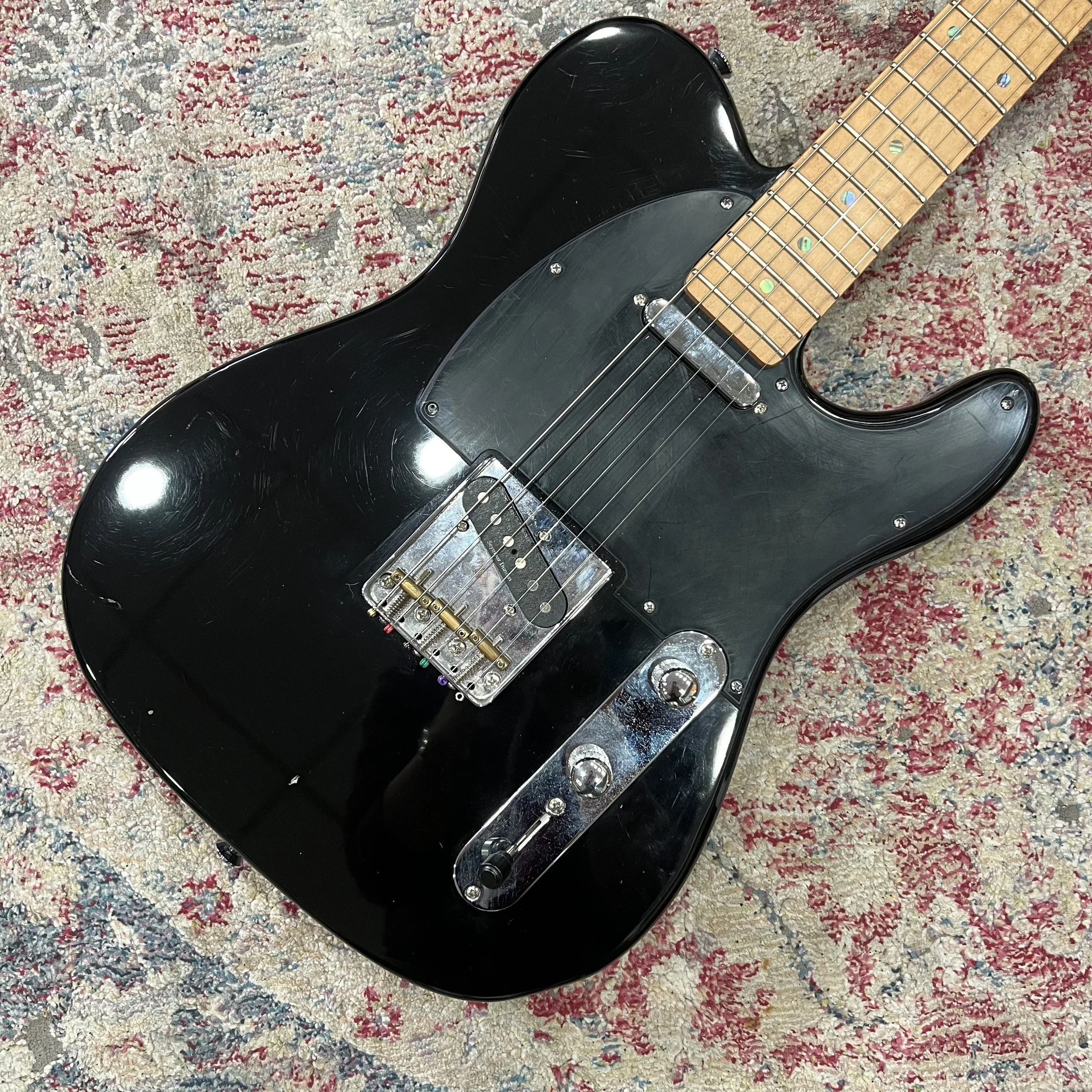 FenderTelecasterblack_02.jpeg