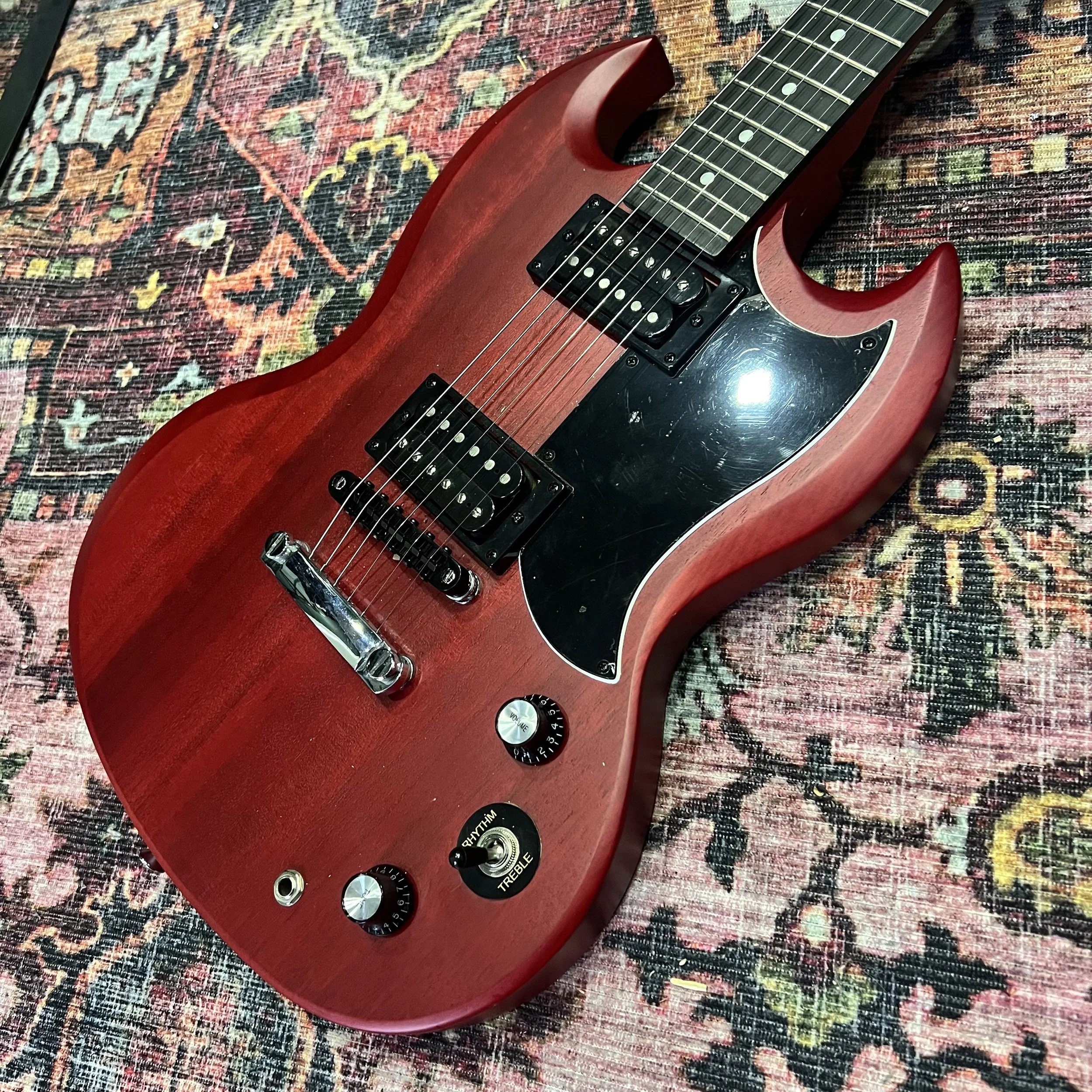 Epiphone-SG-Heriatge-Cherry-Electric-Guitar-03.jpeg