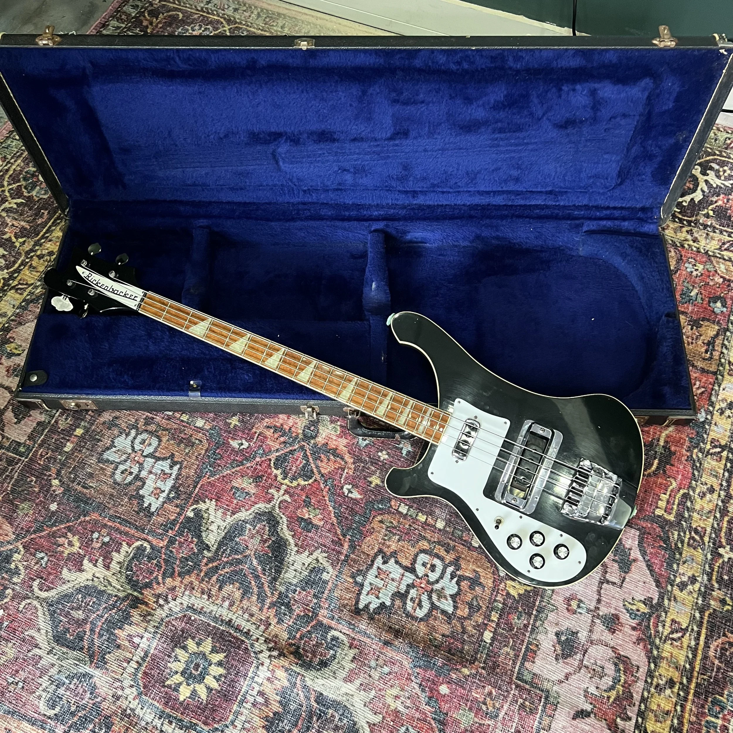 Rickenbacker-4001-Left-handed-Bass-Guitar-Jetglo-1978-021.jpeg