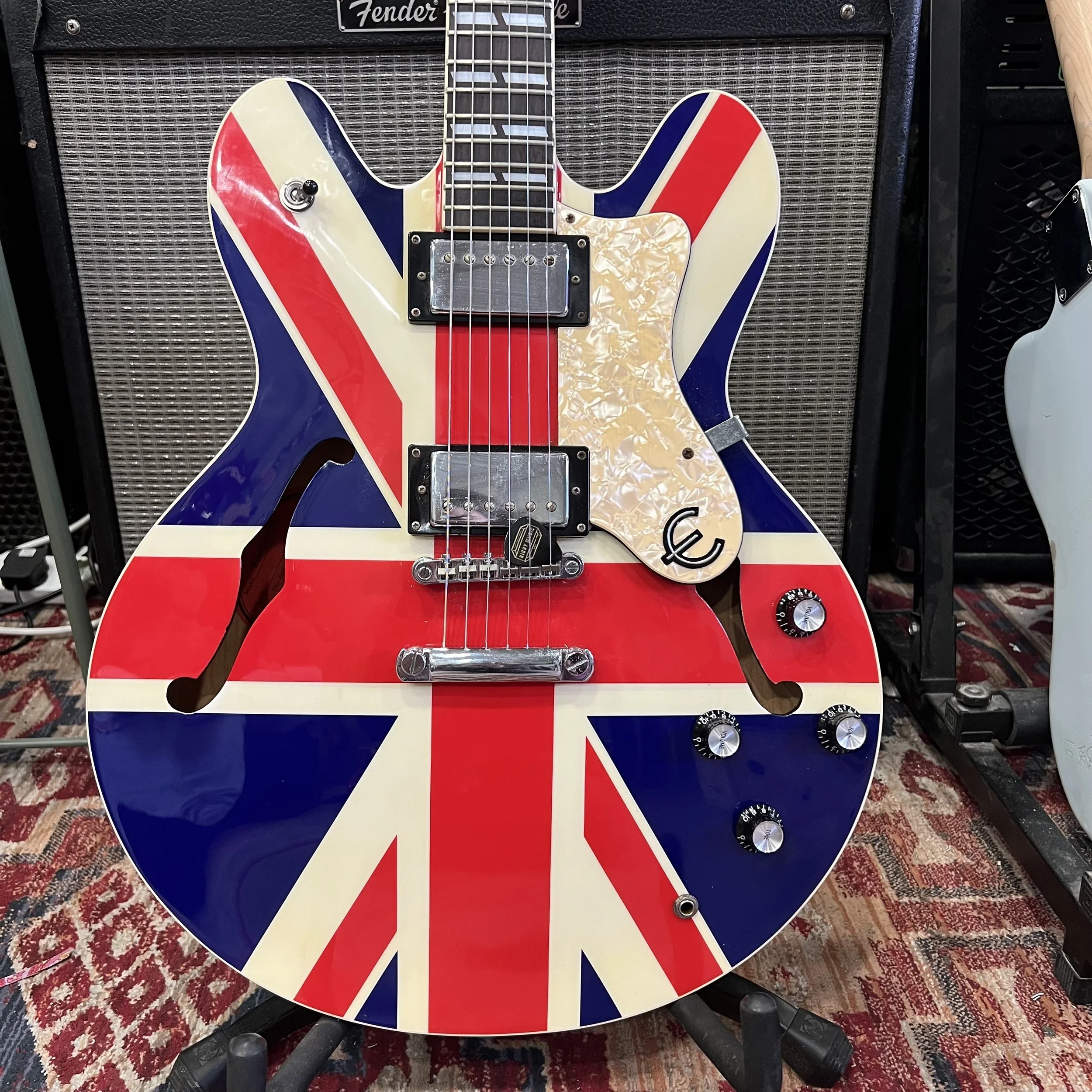 Epiphone-Supernova-Electric-Guitar-UnionJack-02.jpeg