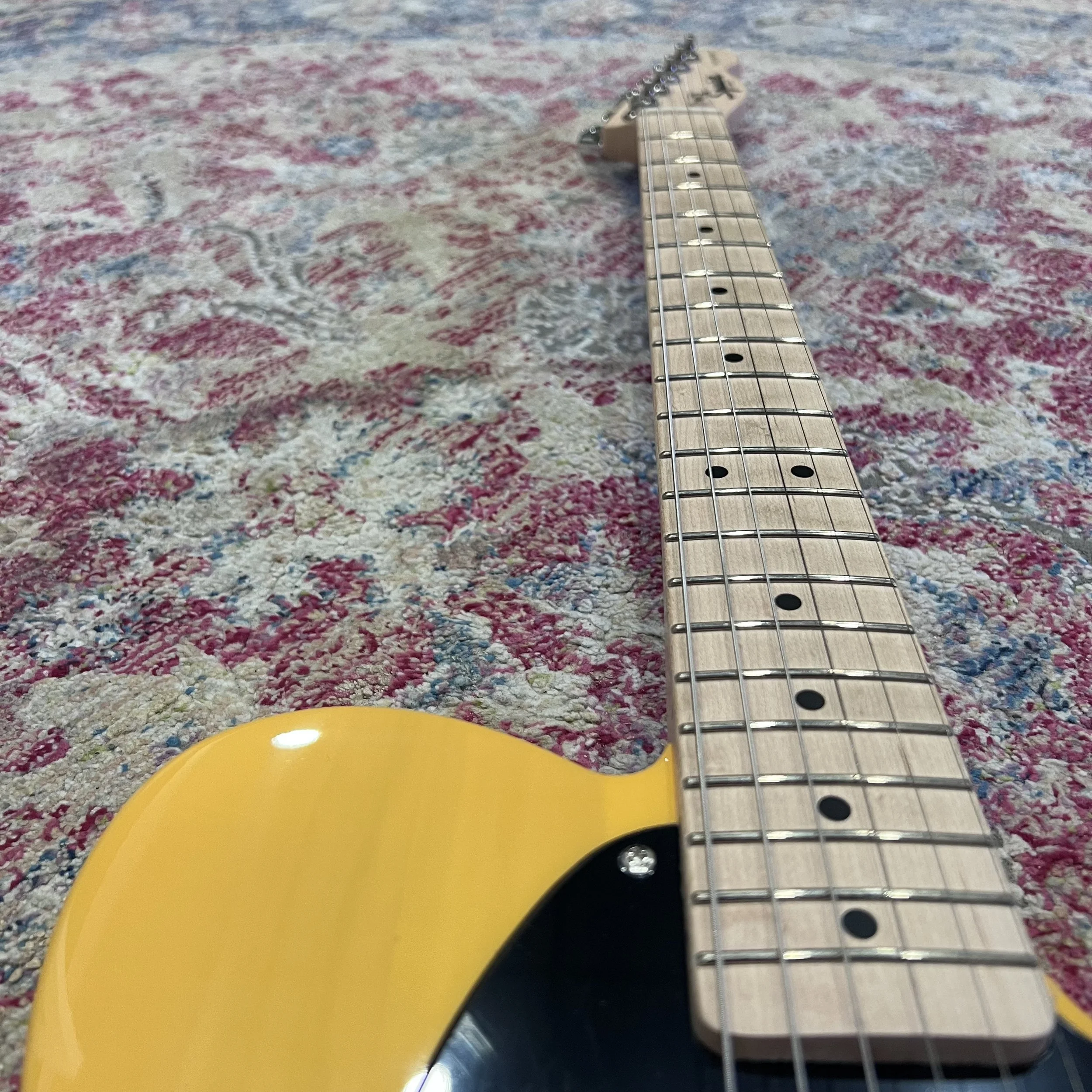 SquierTelecasterButterscotch_05.jpeg