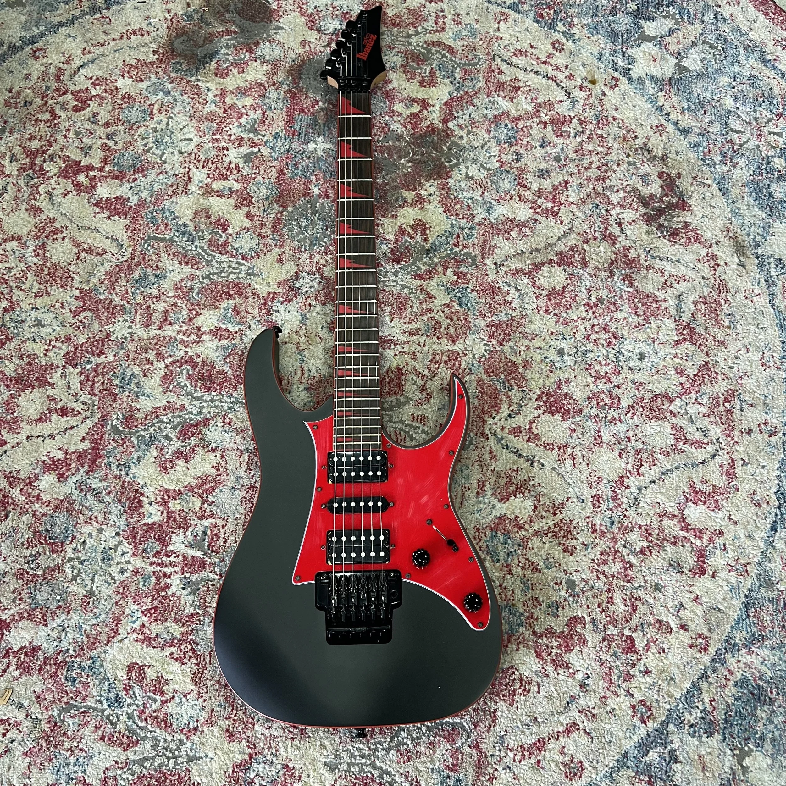 Ibanez-GRG250DX-BlackandRed-Guitar-01.jpeg