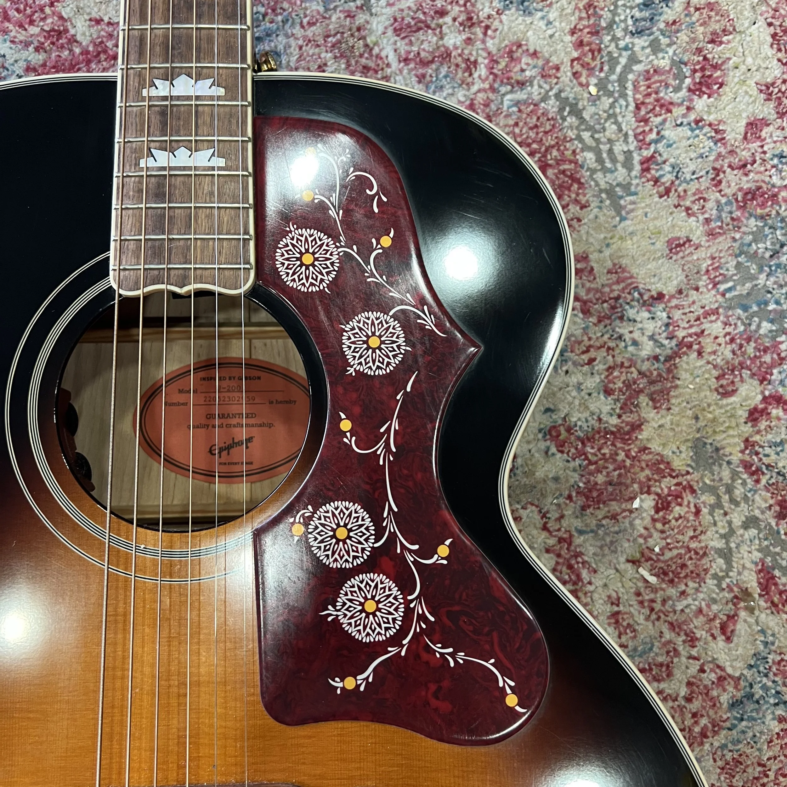 Epiphone-J200-Acoustic-VintageSunburst-05.jpeg