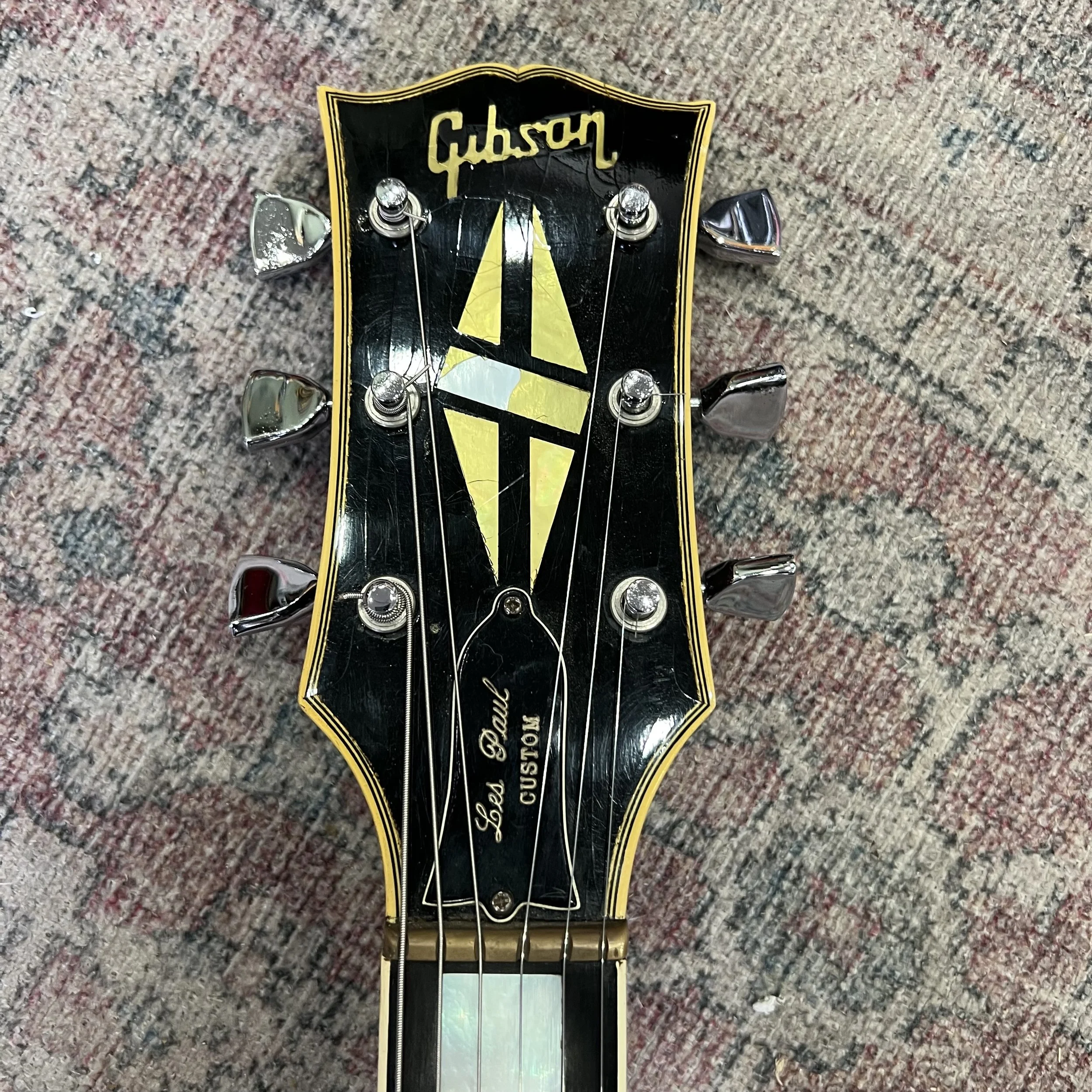 Gibson-Les-Paul-Custom-Vintage-Electric-Guitar-Walnut-020.jpeg