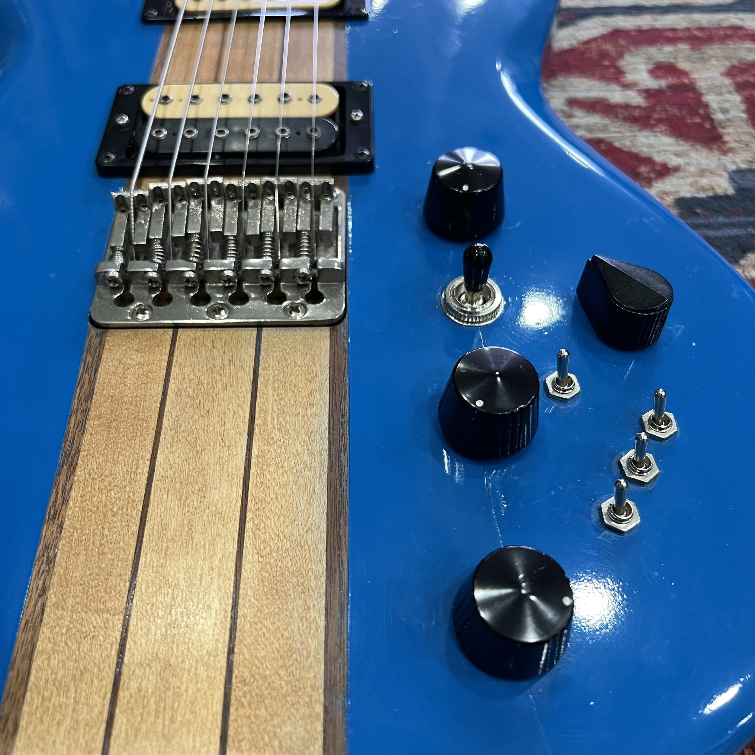 Aria-pro2-TS600-Blue-04.jpeg