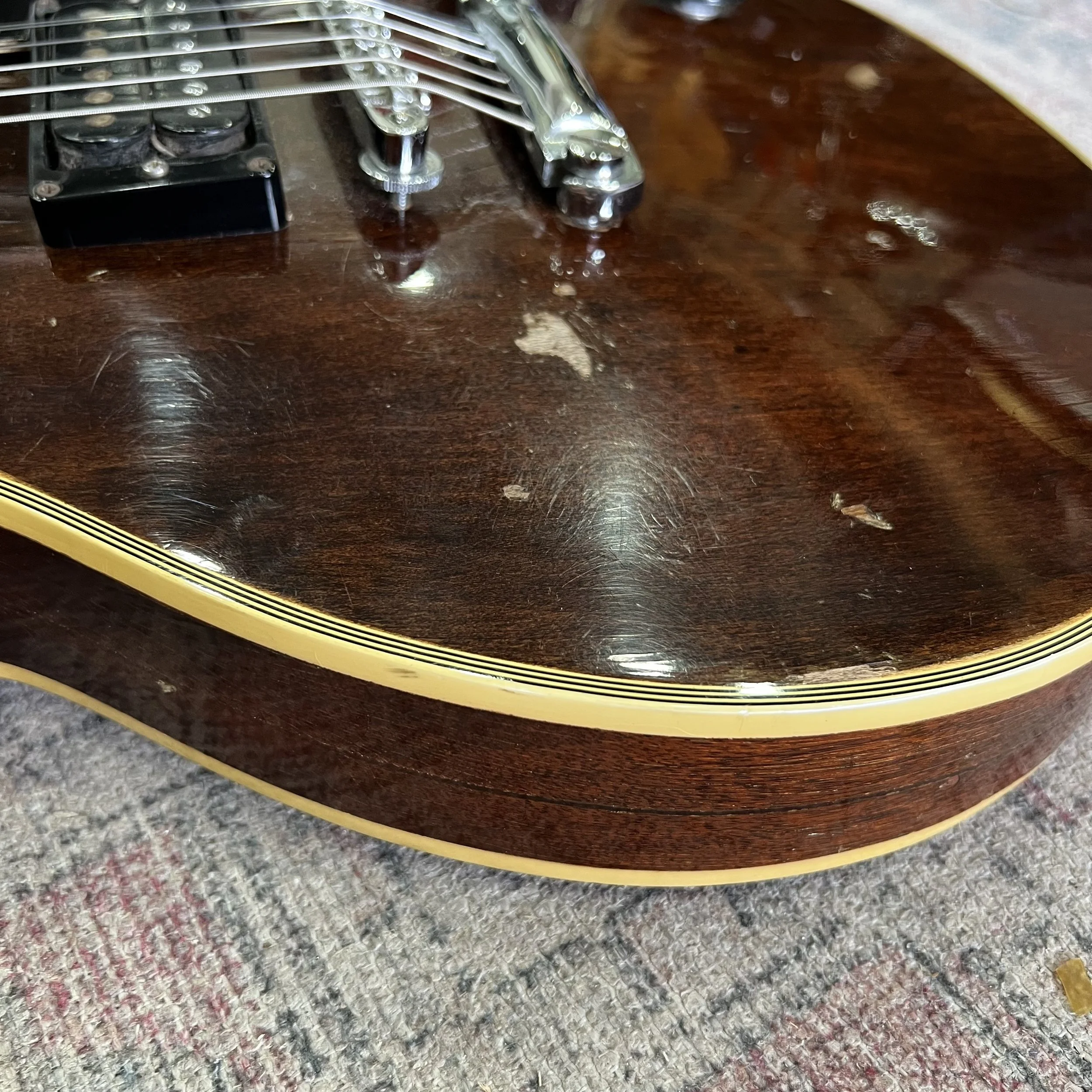 Gibson-Les-Paul-Custom-Vintage-Electric-Guitar-Walnut-026.jpeg