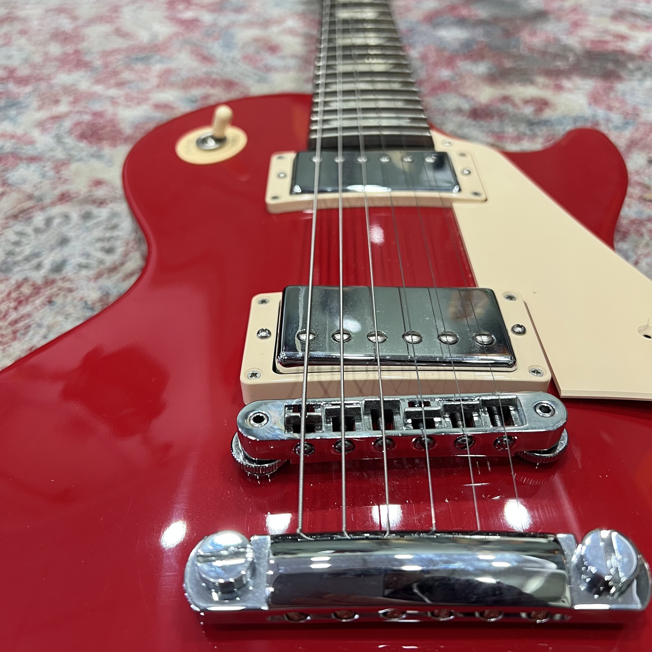 GibsonLesPaulStudioRed_06.jpeg
