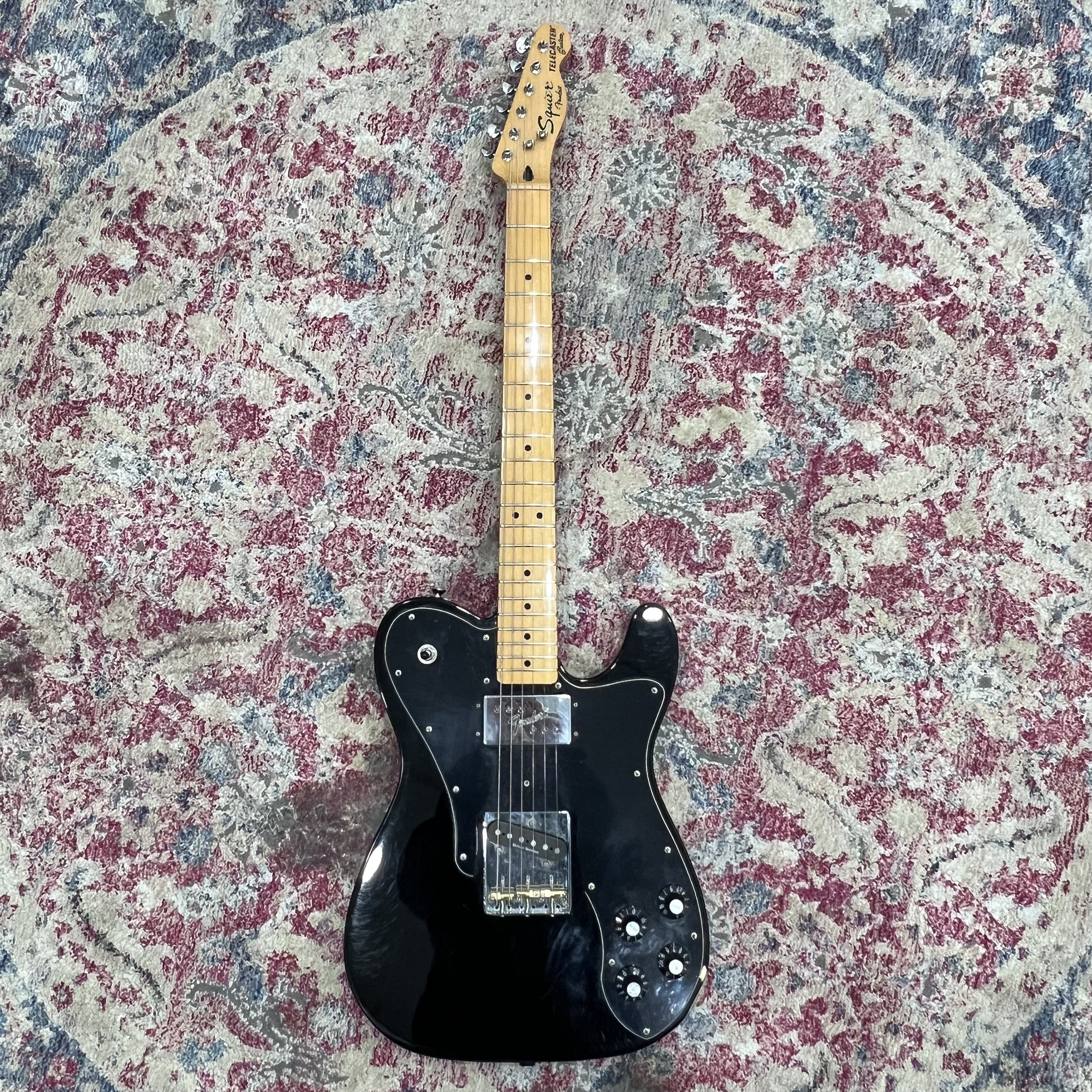 SquierTelecasterCustom_Black01.jpeg