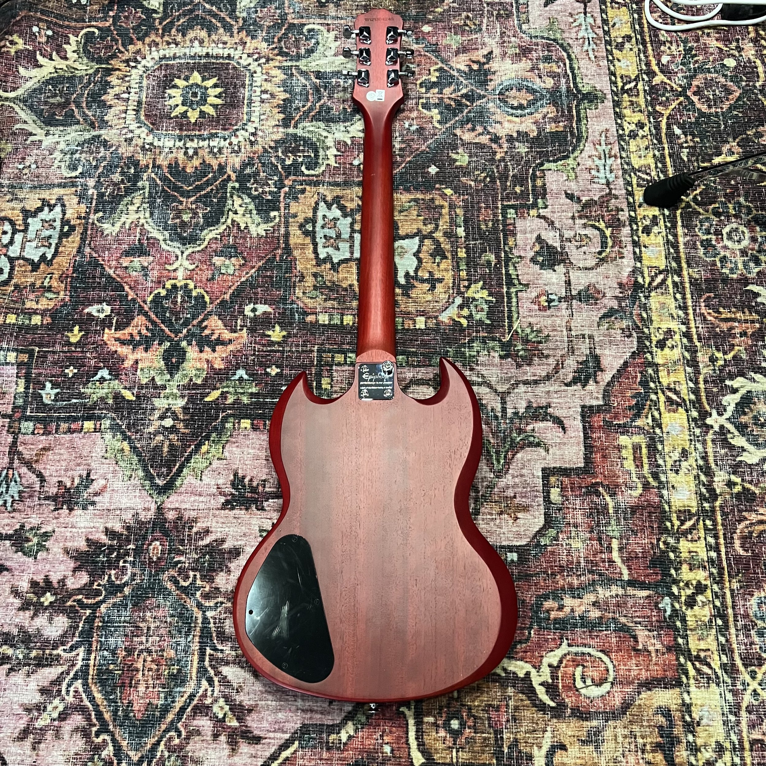 Epiphone-SG-Heriatge-Cherry-Electric-Guitar-08.jpeg