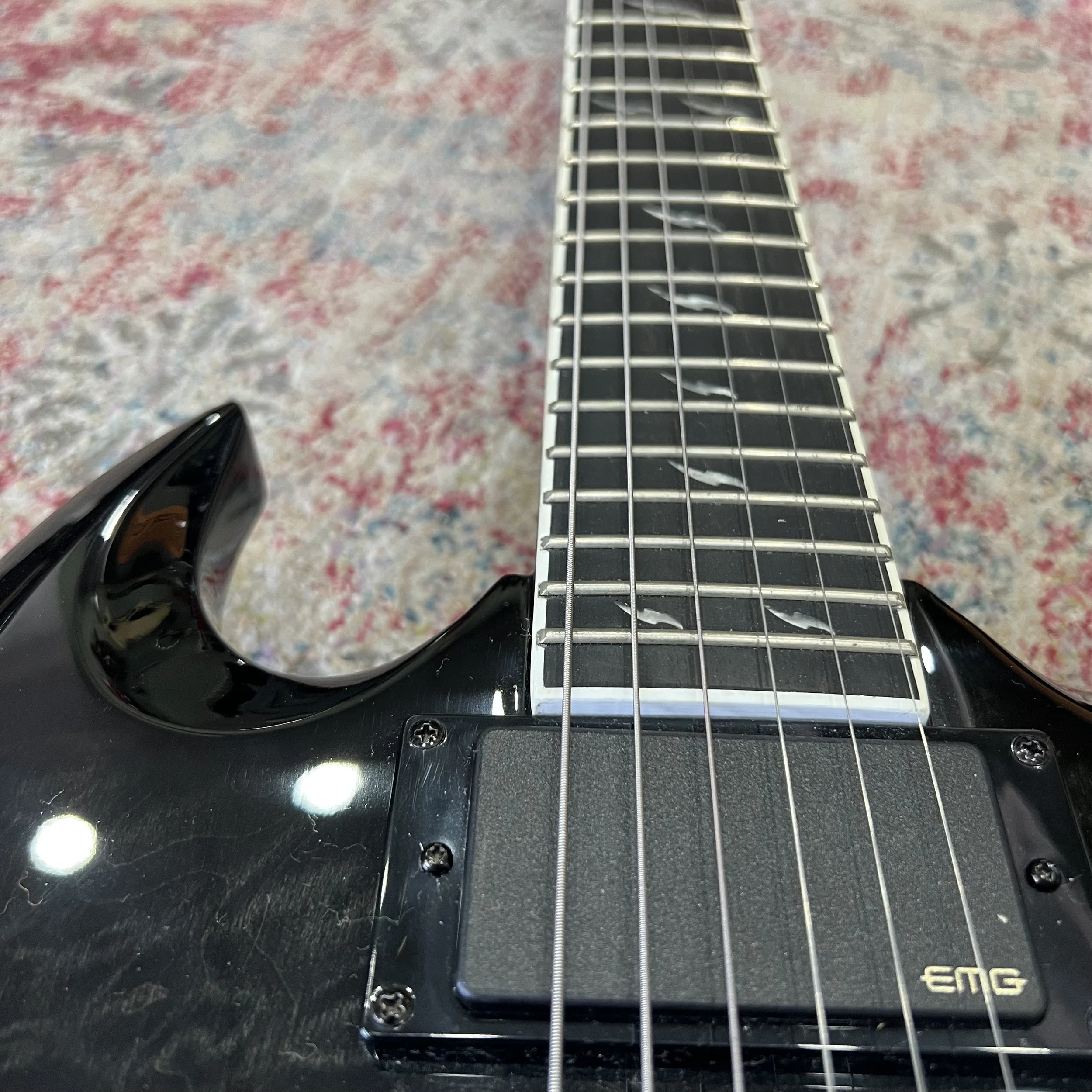 Epiphone-SG-Custom-Prophecy-Ebony-Black-Quilt-05.jpeg