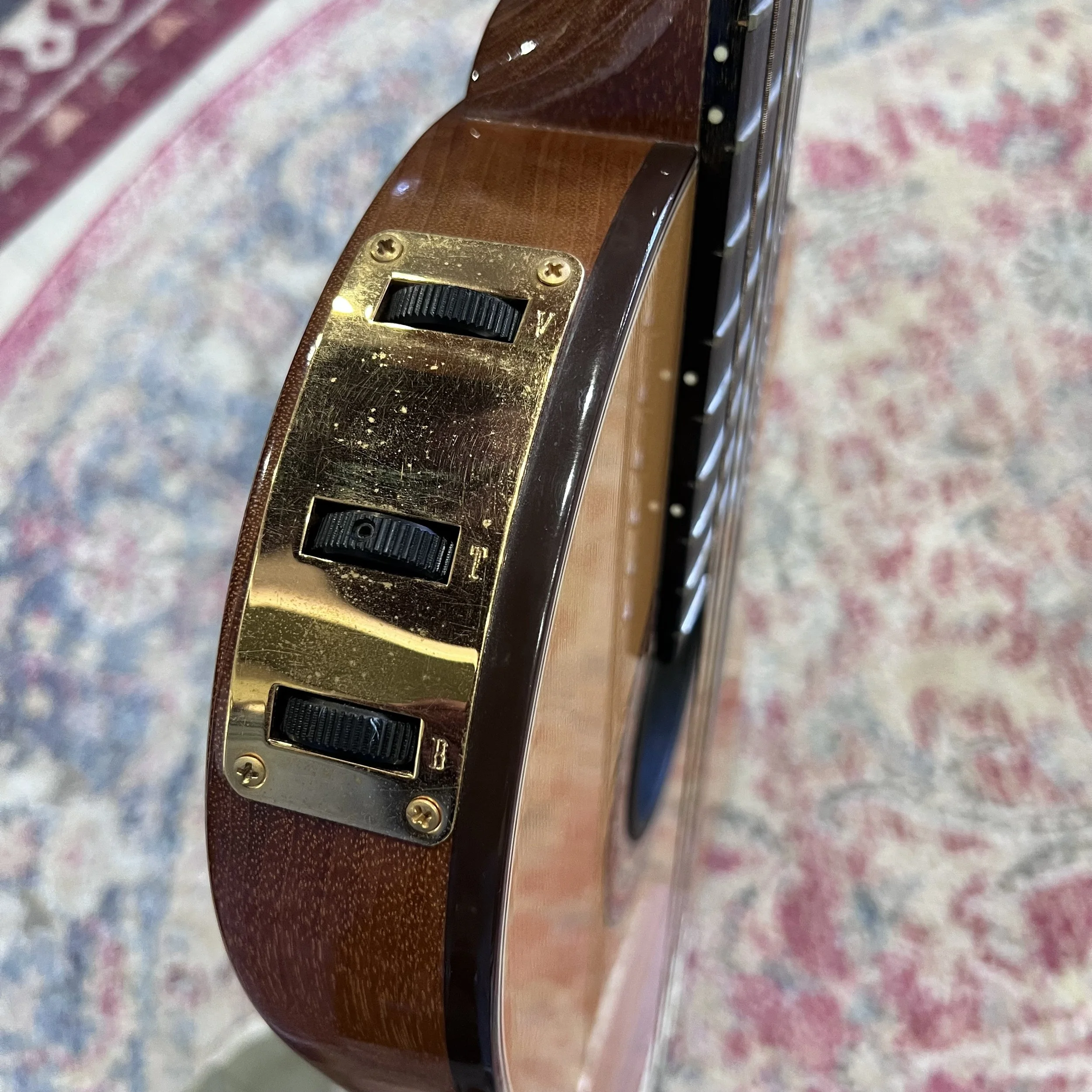 Gibson Chet Atkins SST solid-body acoustic_016.jpeg