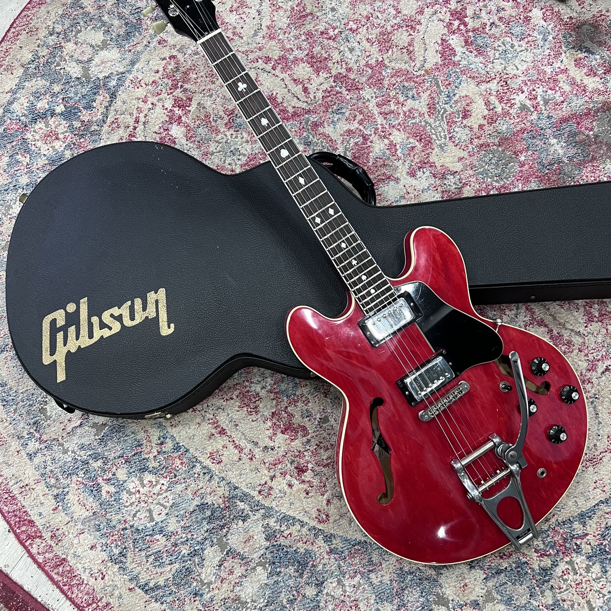 Gibson335TD_Cherry_04.jpeg