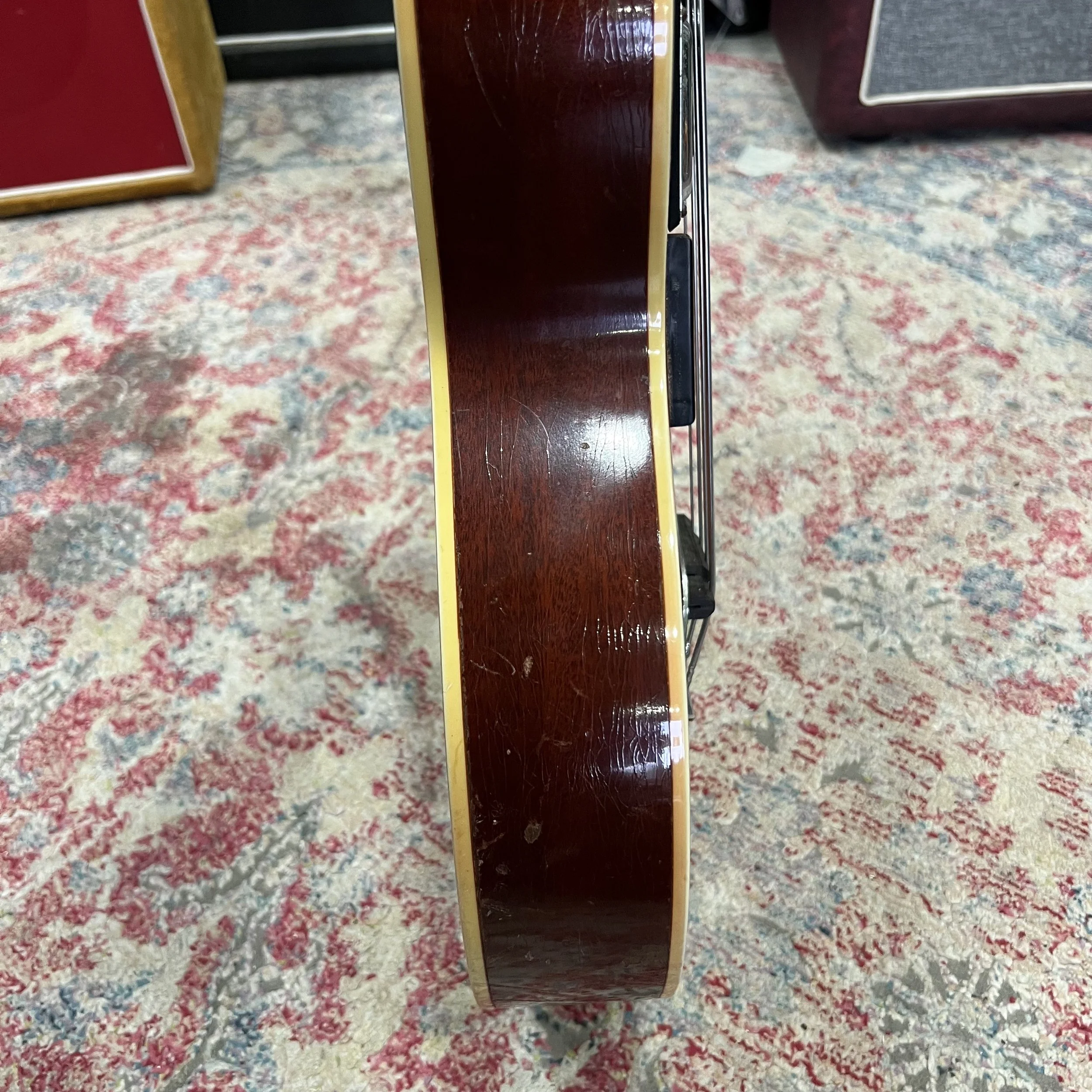 Guild-MK85-Mark1-Electric-Bass-Guitar-Sunburst-012.jpeg